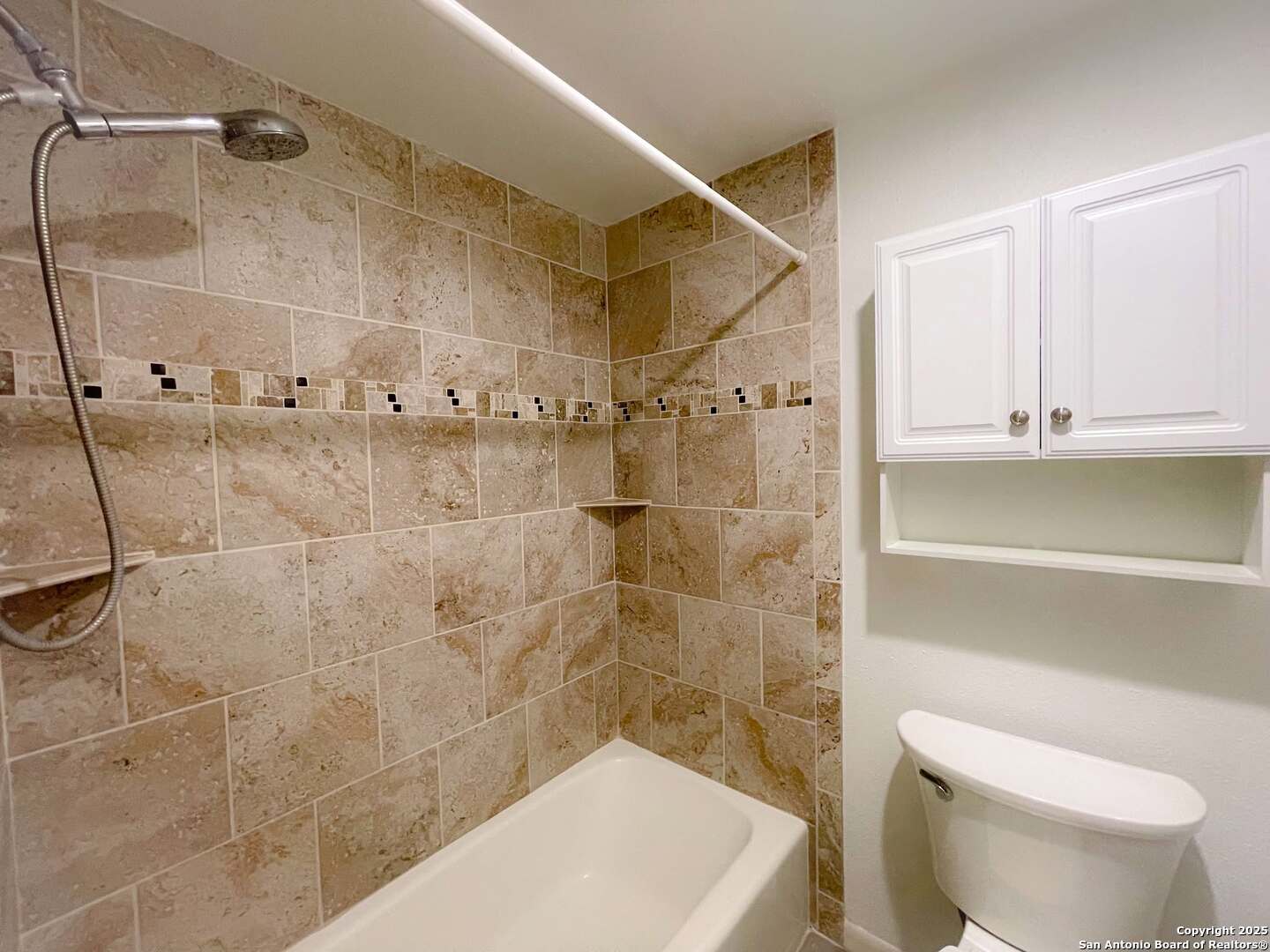 3102 EISENHAUER RD Unit: C-24