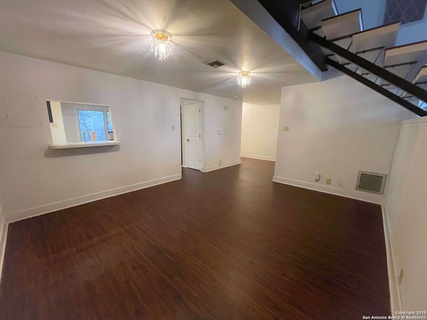 3102 EISENHAUER RD Unit: C-24