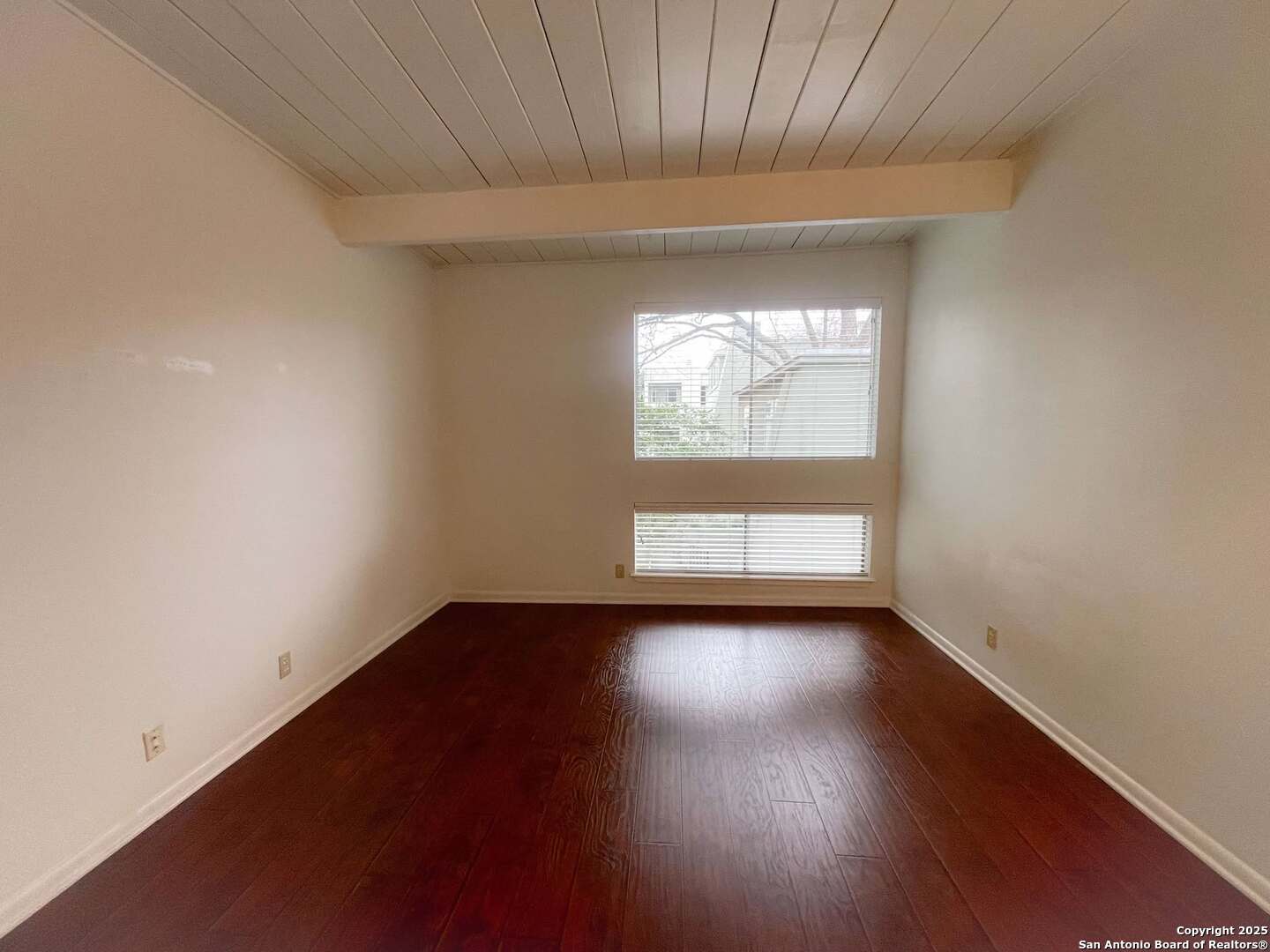 3102 EISENHAUER RD Unit: C-24