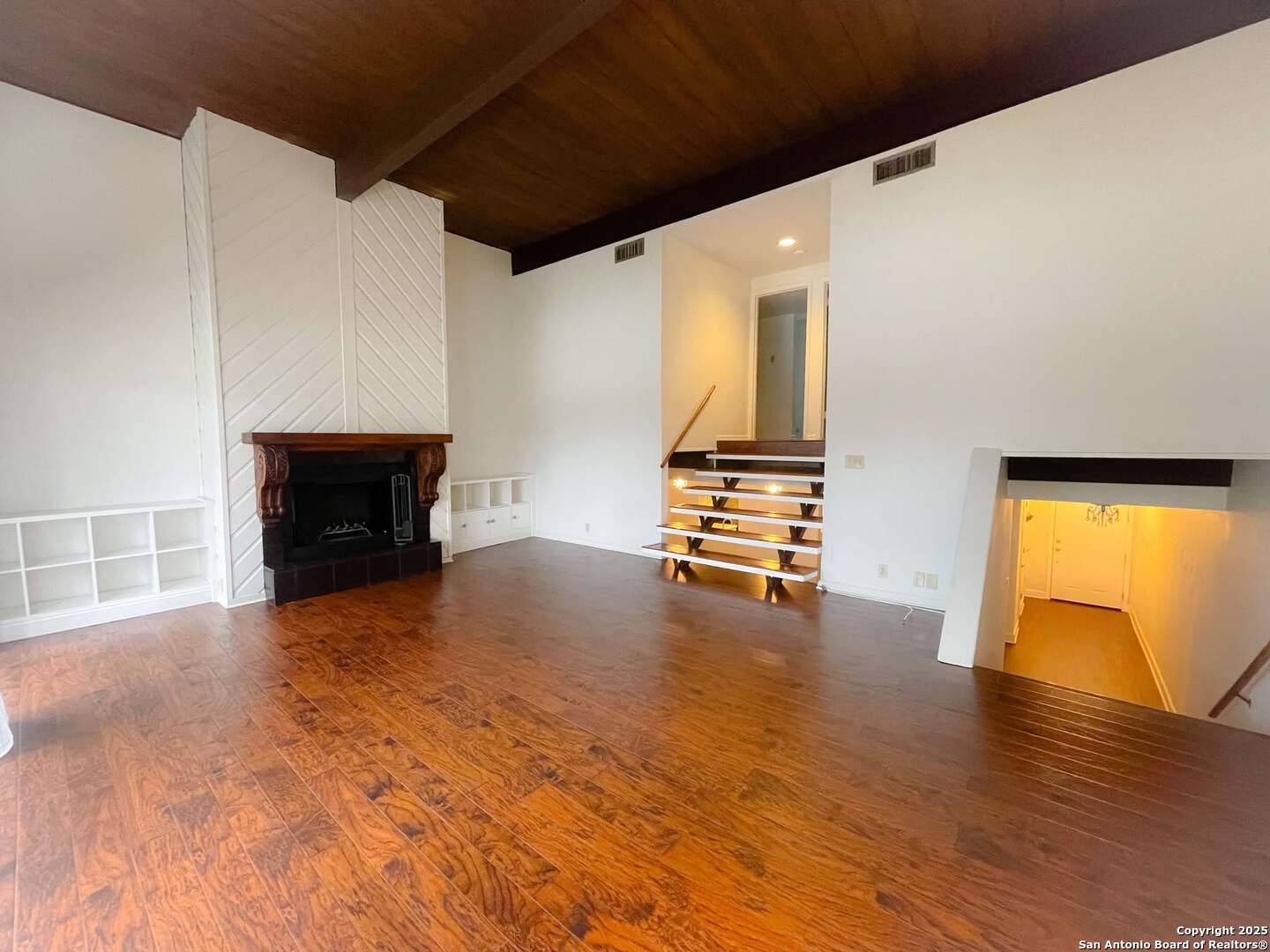 3102 EISENHAUER RD Unit: C-24