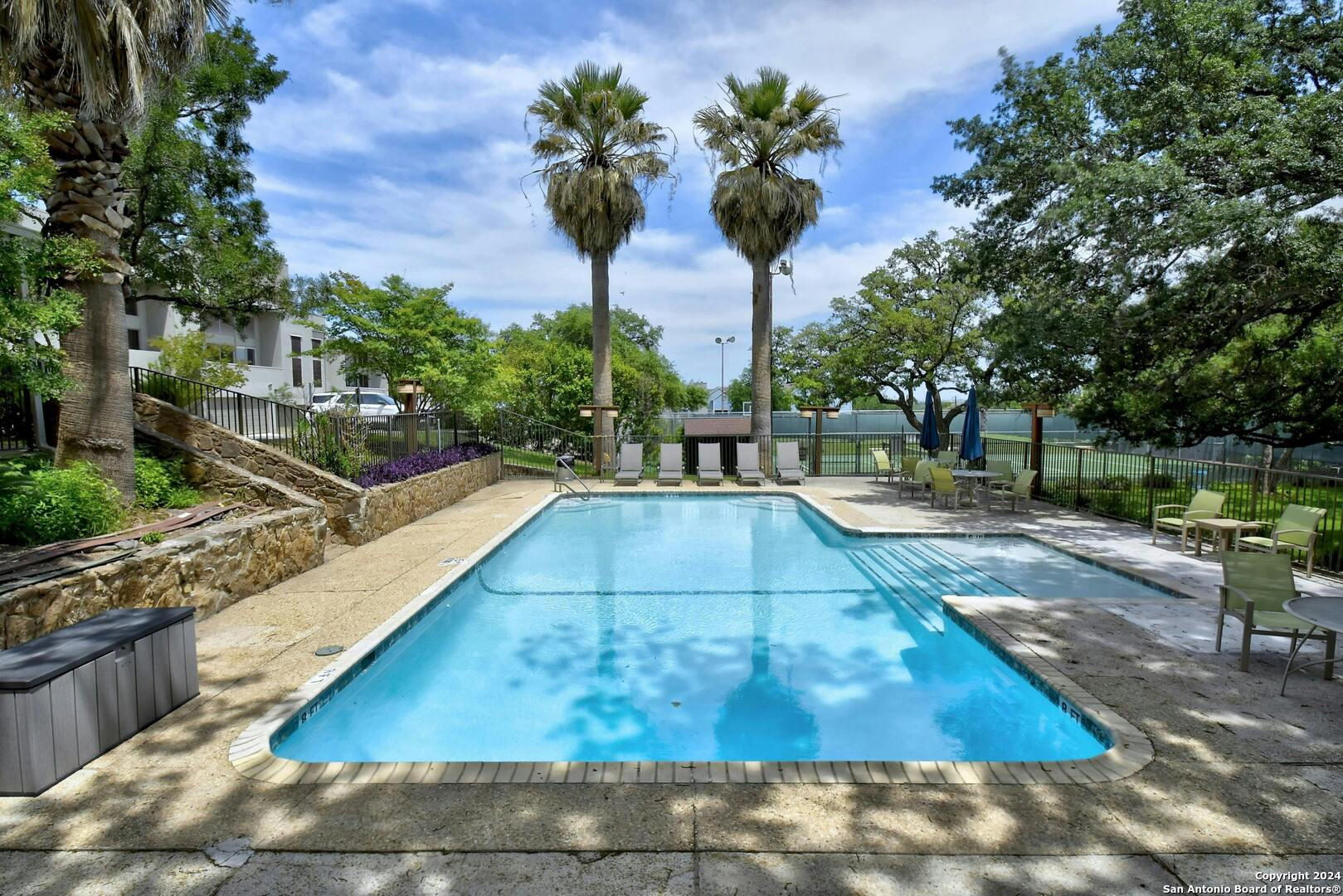 3102 EISENHAUER RD Unit: C-24