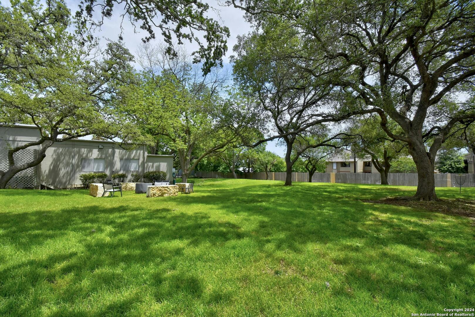 3102 EISENHAUER RD Unit: C-24