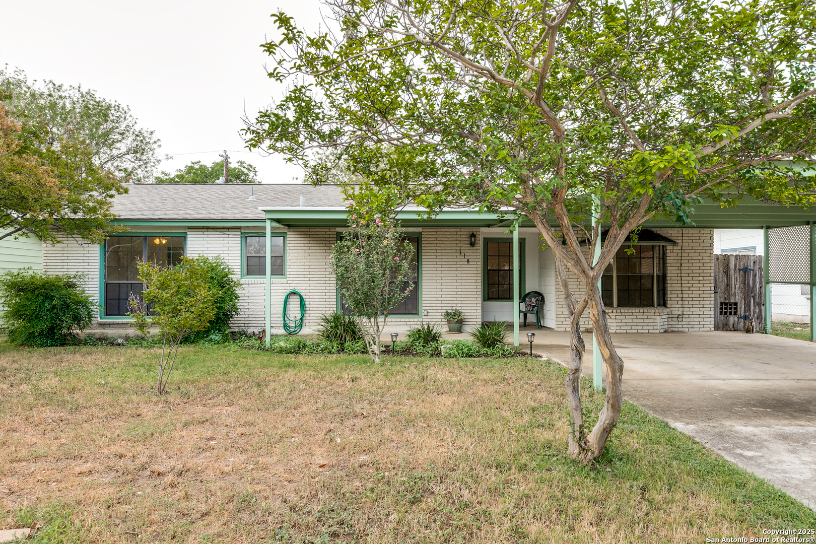 118 Elkins