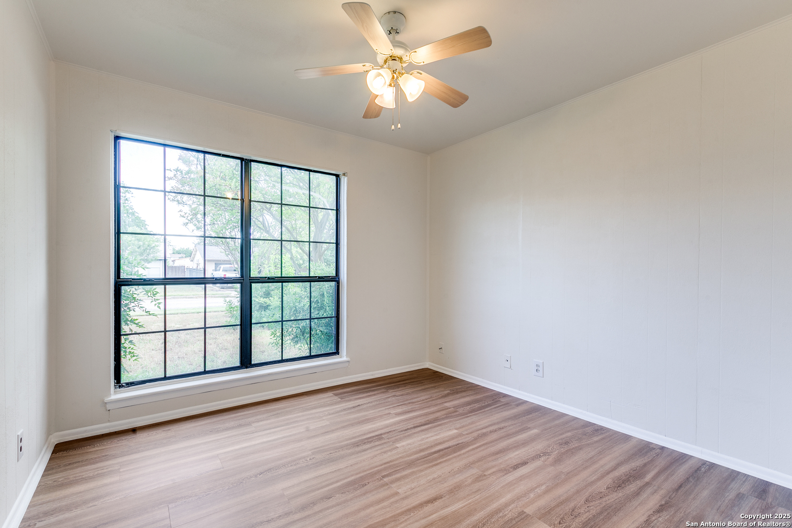118 Elkins