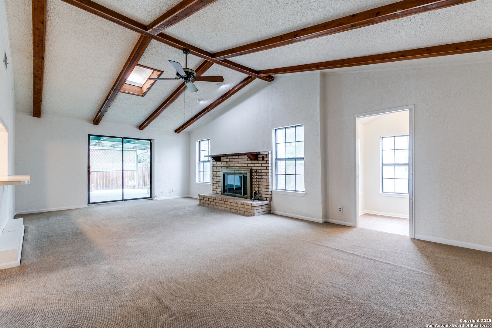 118 Elkins