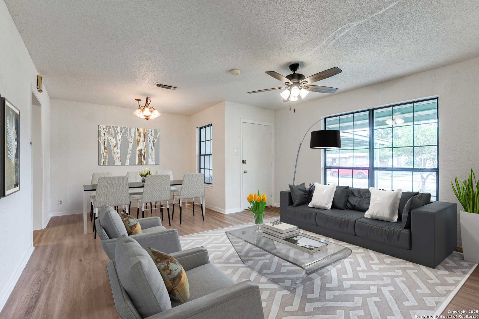 118 Elkins
