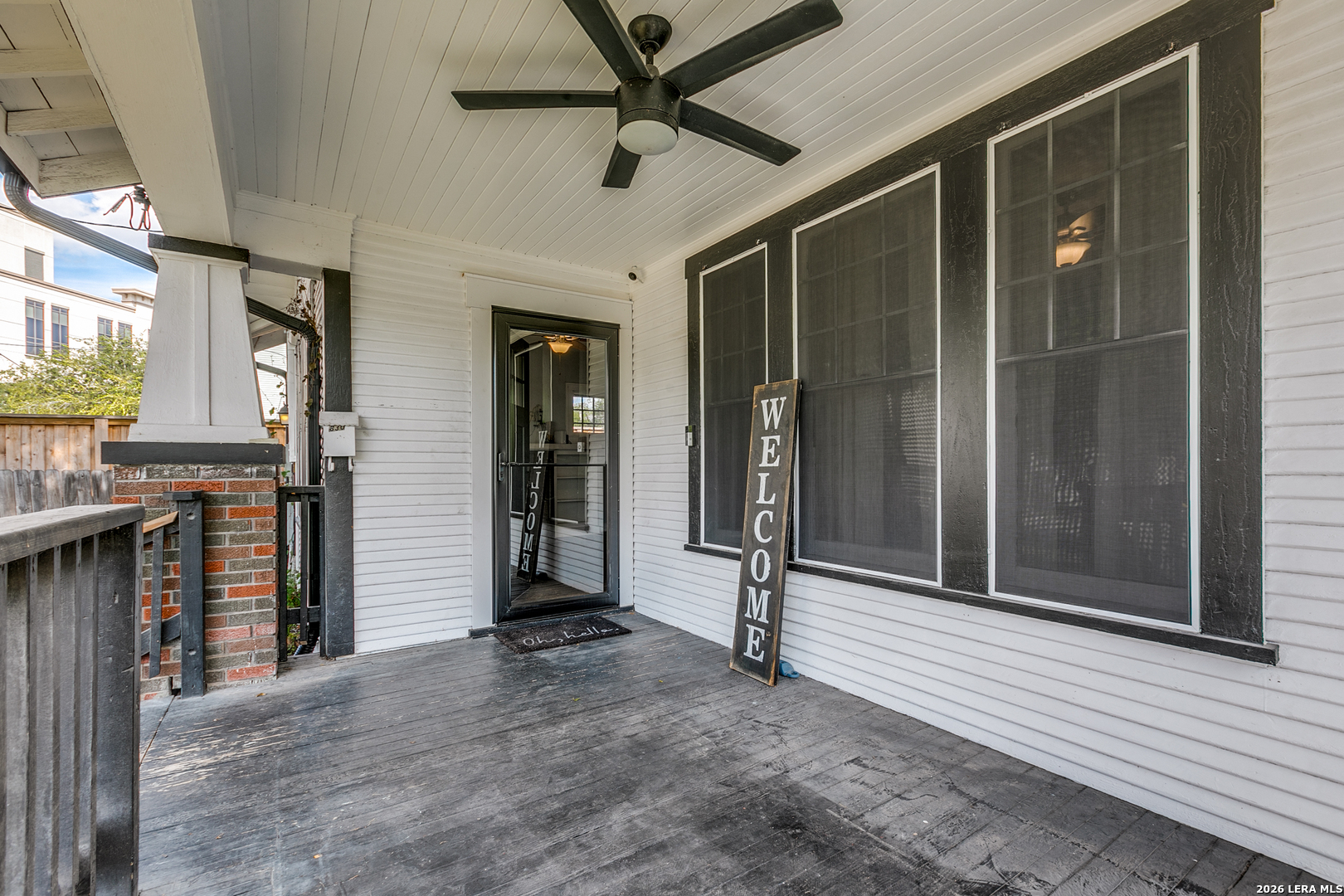 830 E Erie Ave