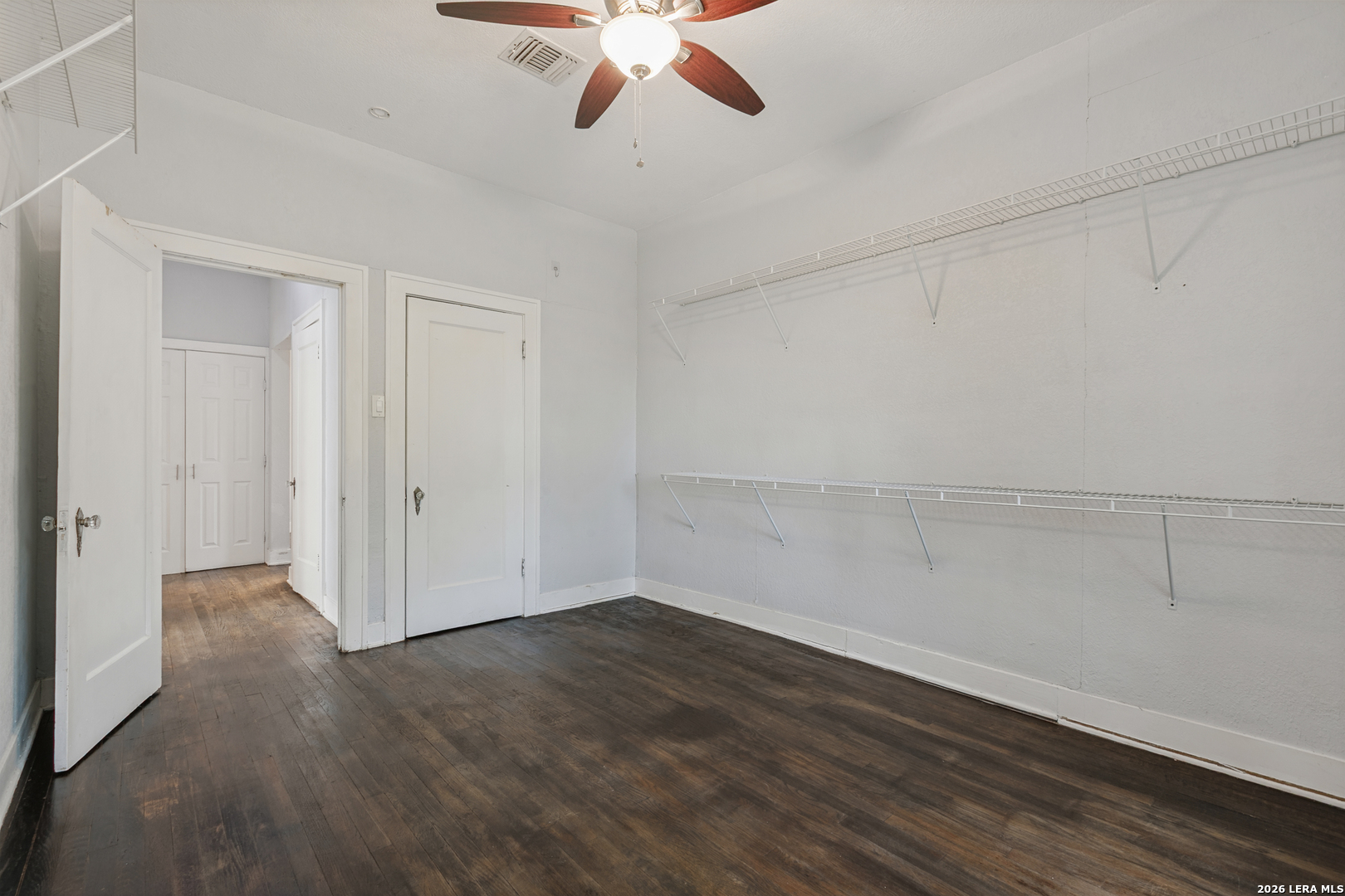 830 E Erie Ave