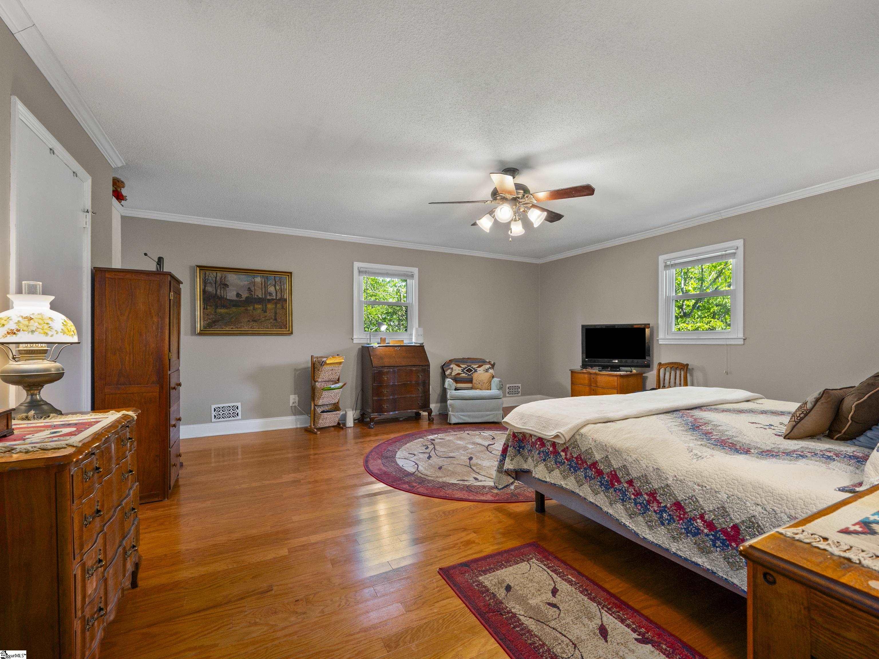 301 Spring Valley Road
