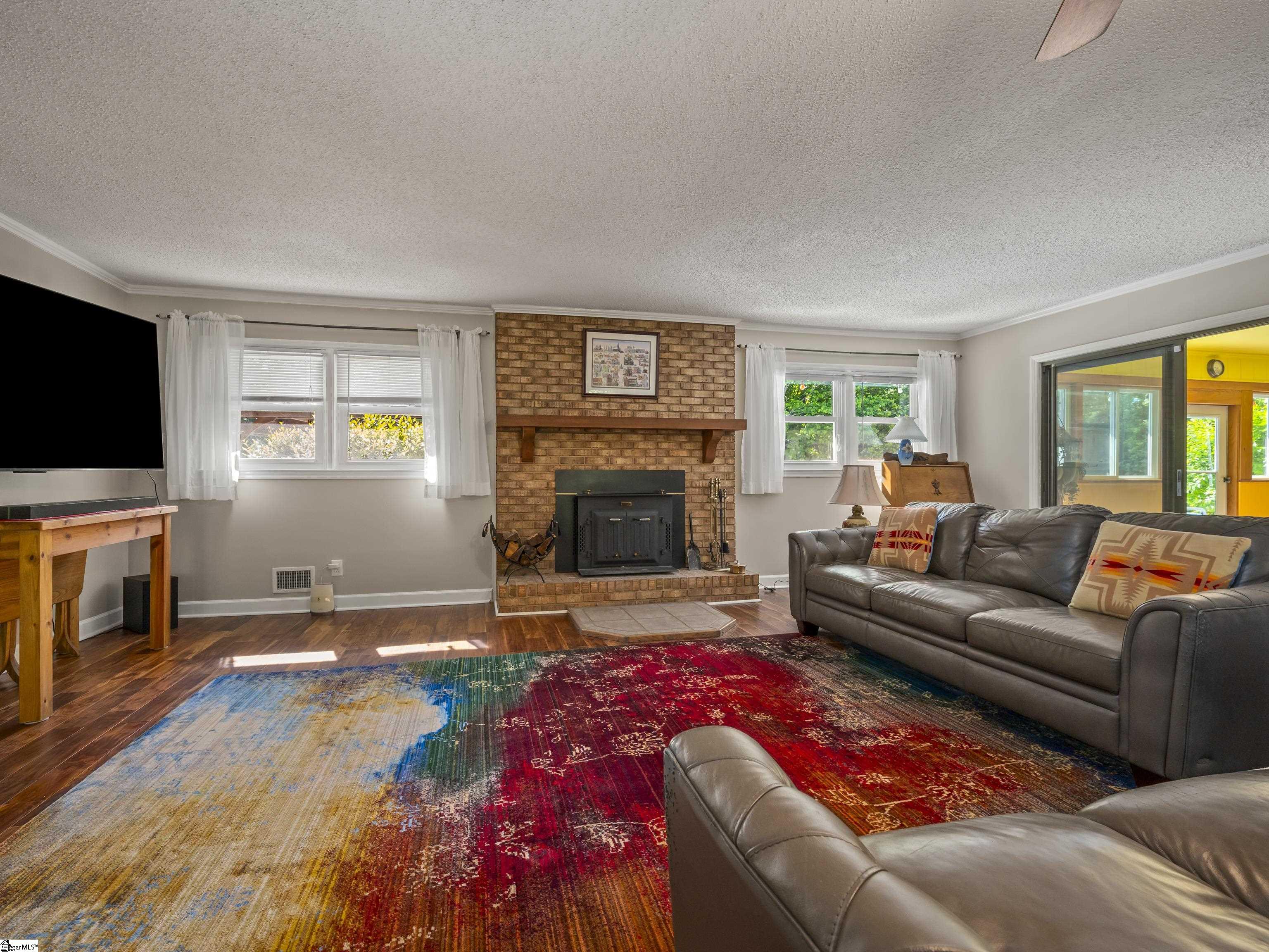 301 Spring Valley Road