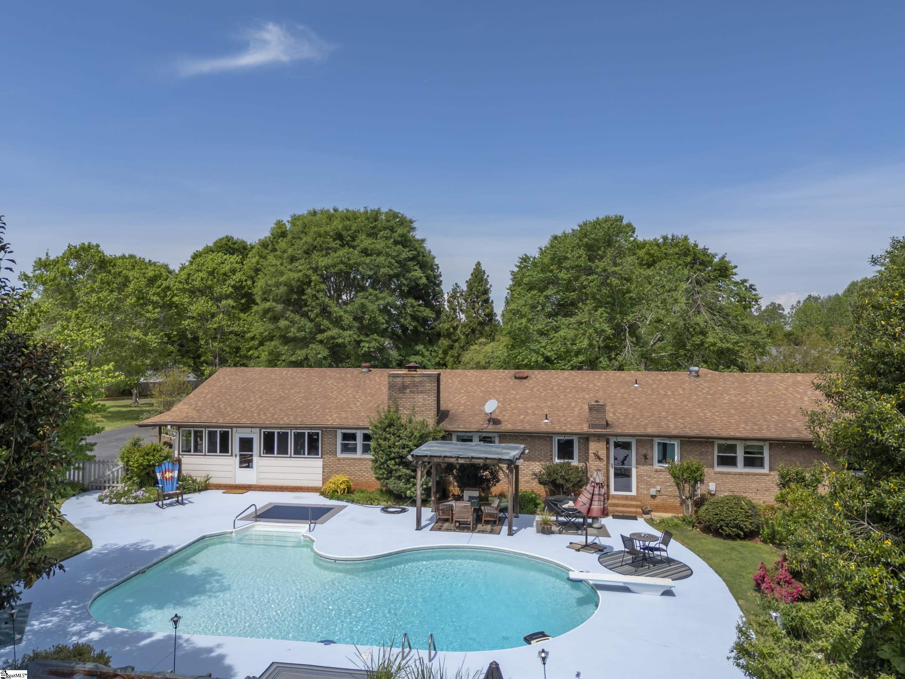 301 Spring Valley Road