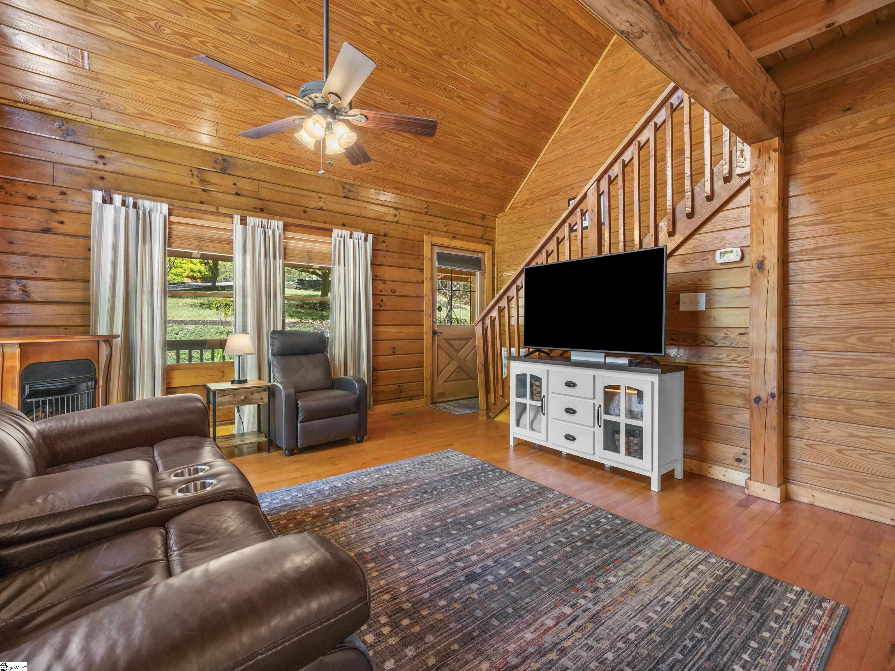 125 Pine Ridge Drive