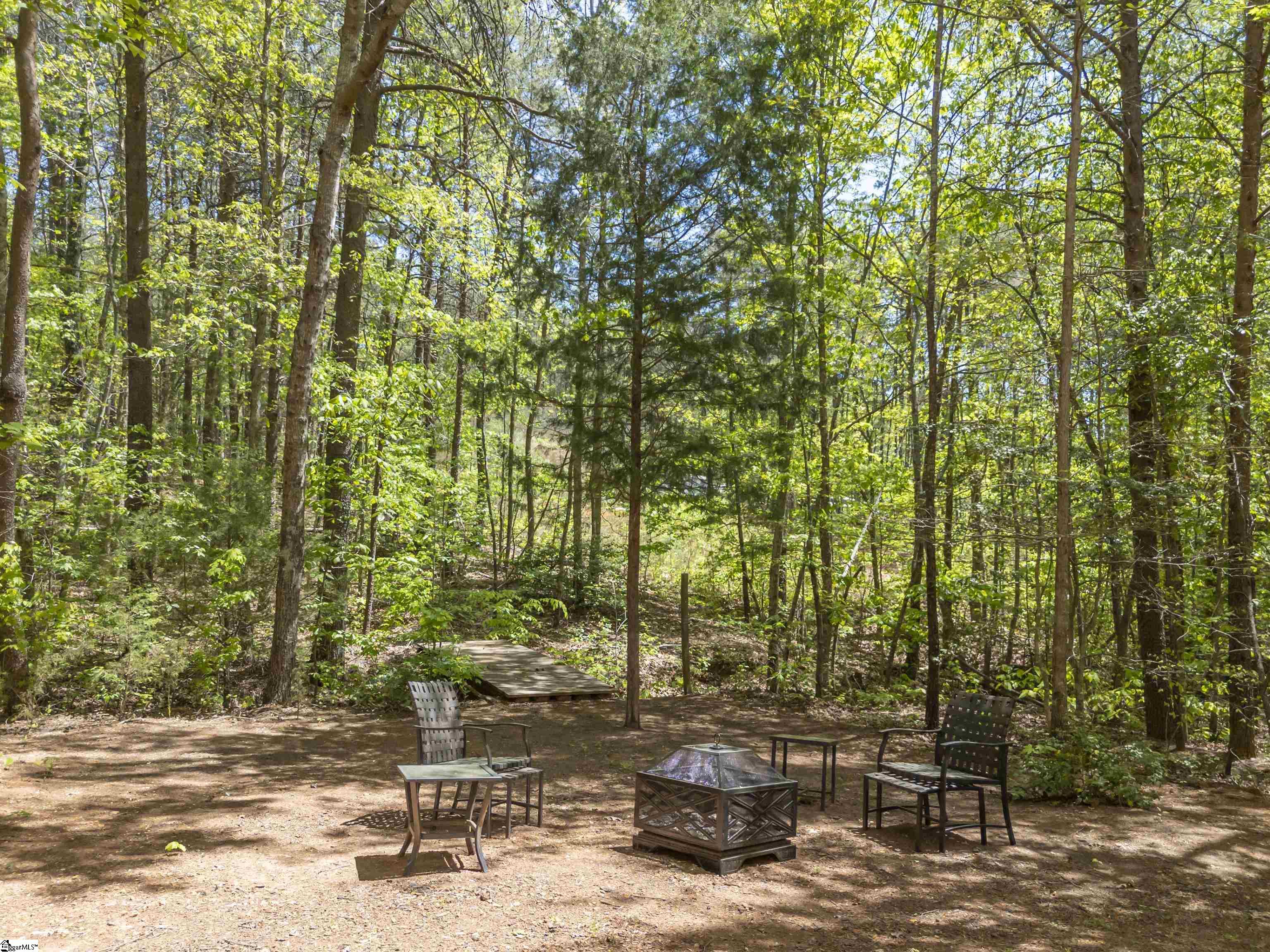 125 Pine Ridge Drive