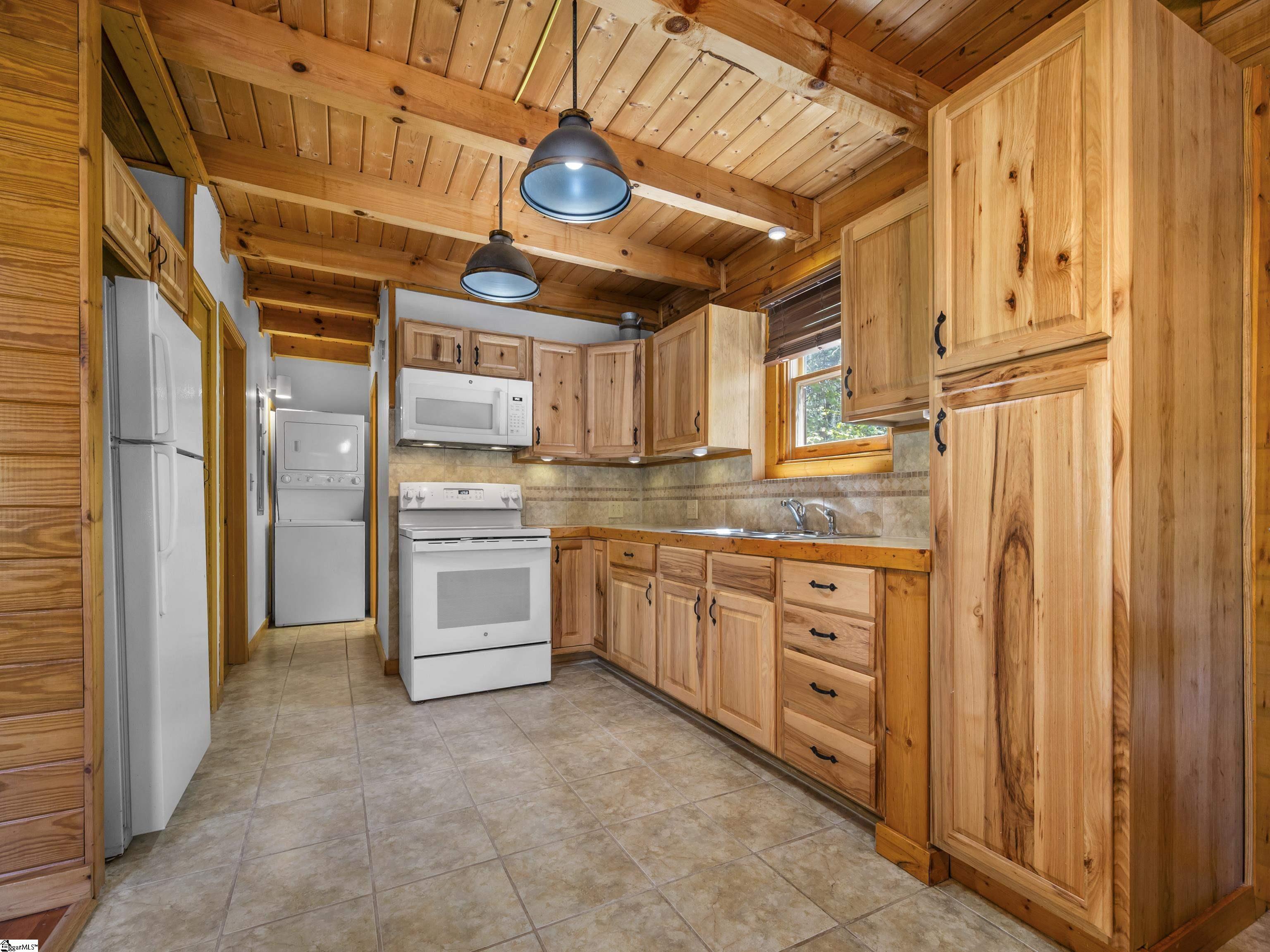 125 Pine Ridge Drive