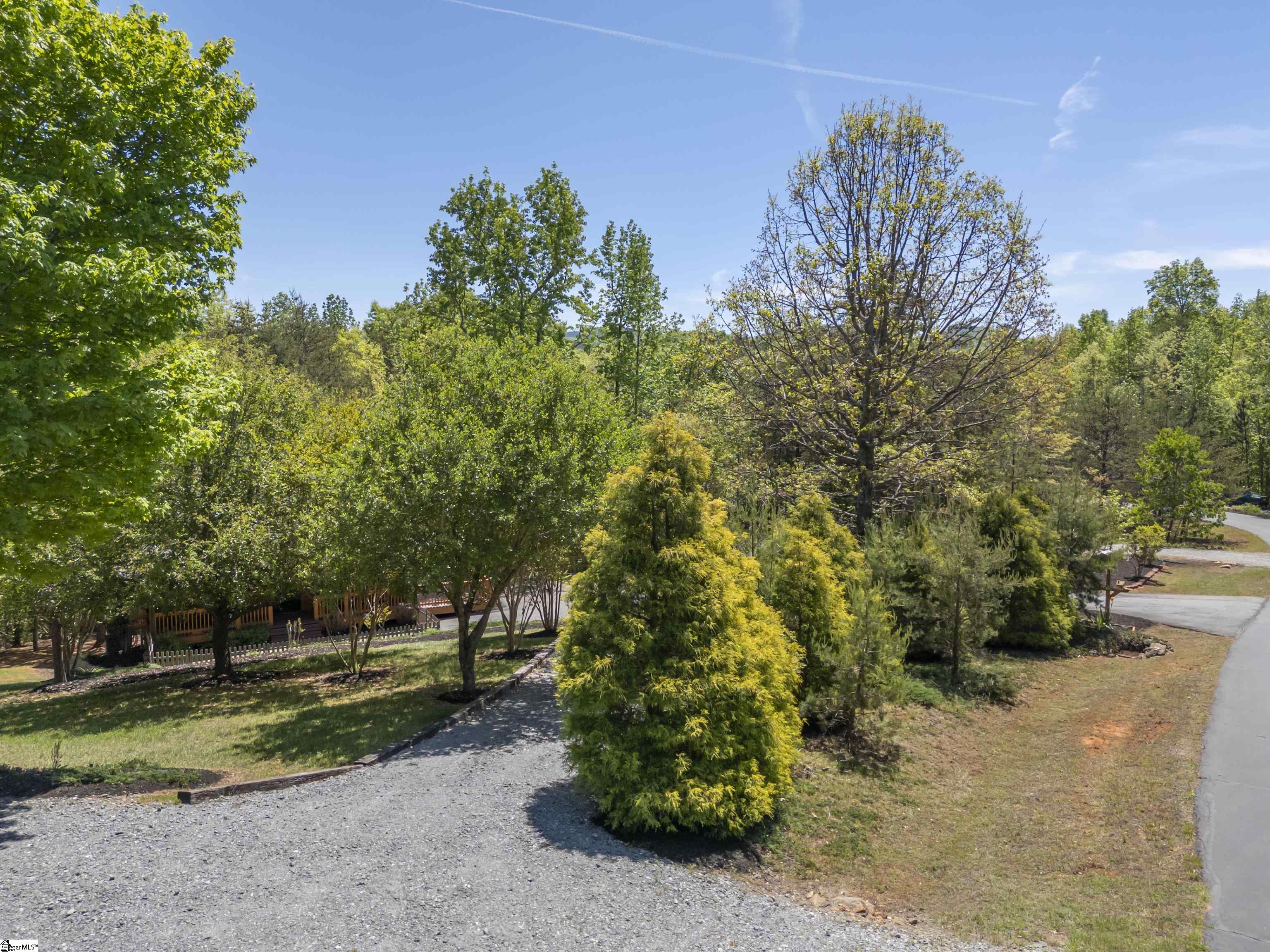 125 Pine Ridge Drive