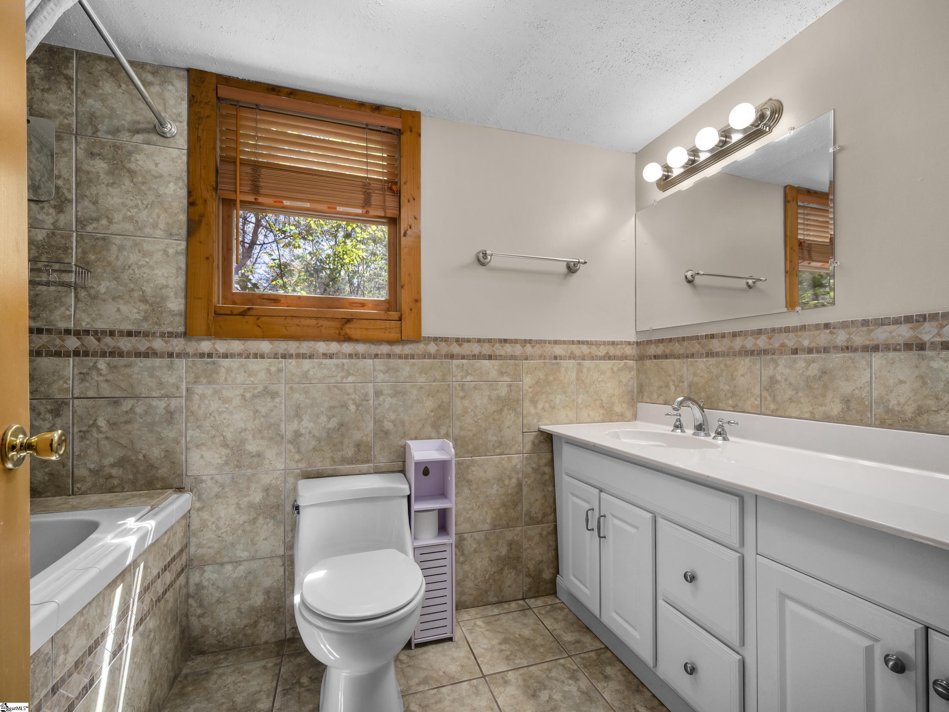 125 Pine Ridge Drive