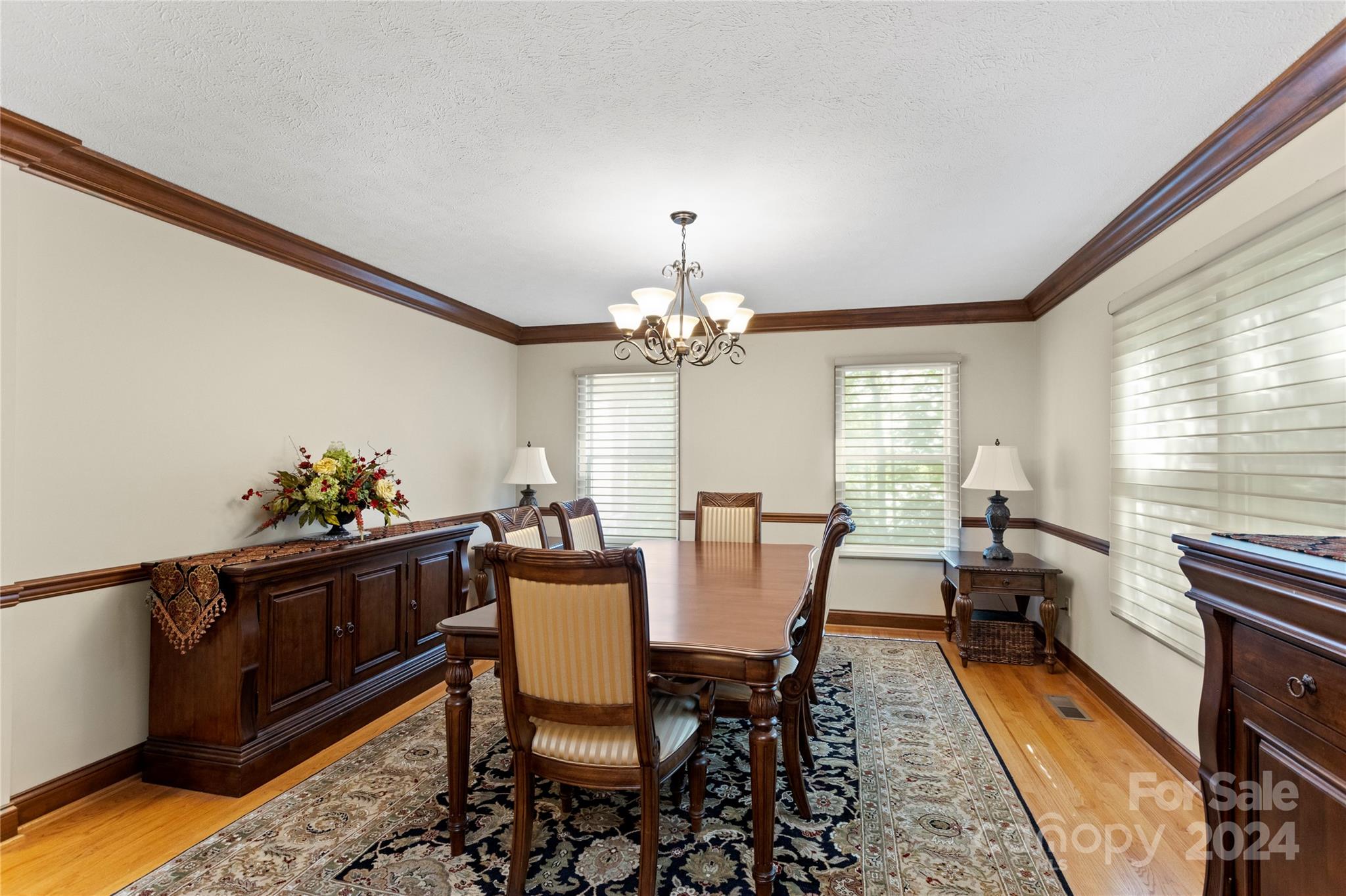 113 Woodglen Court