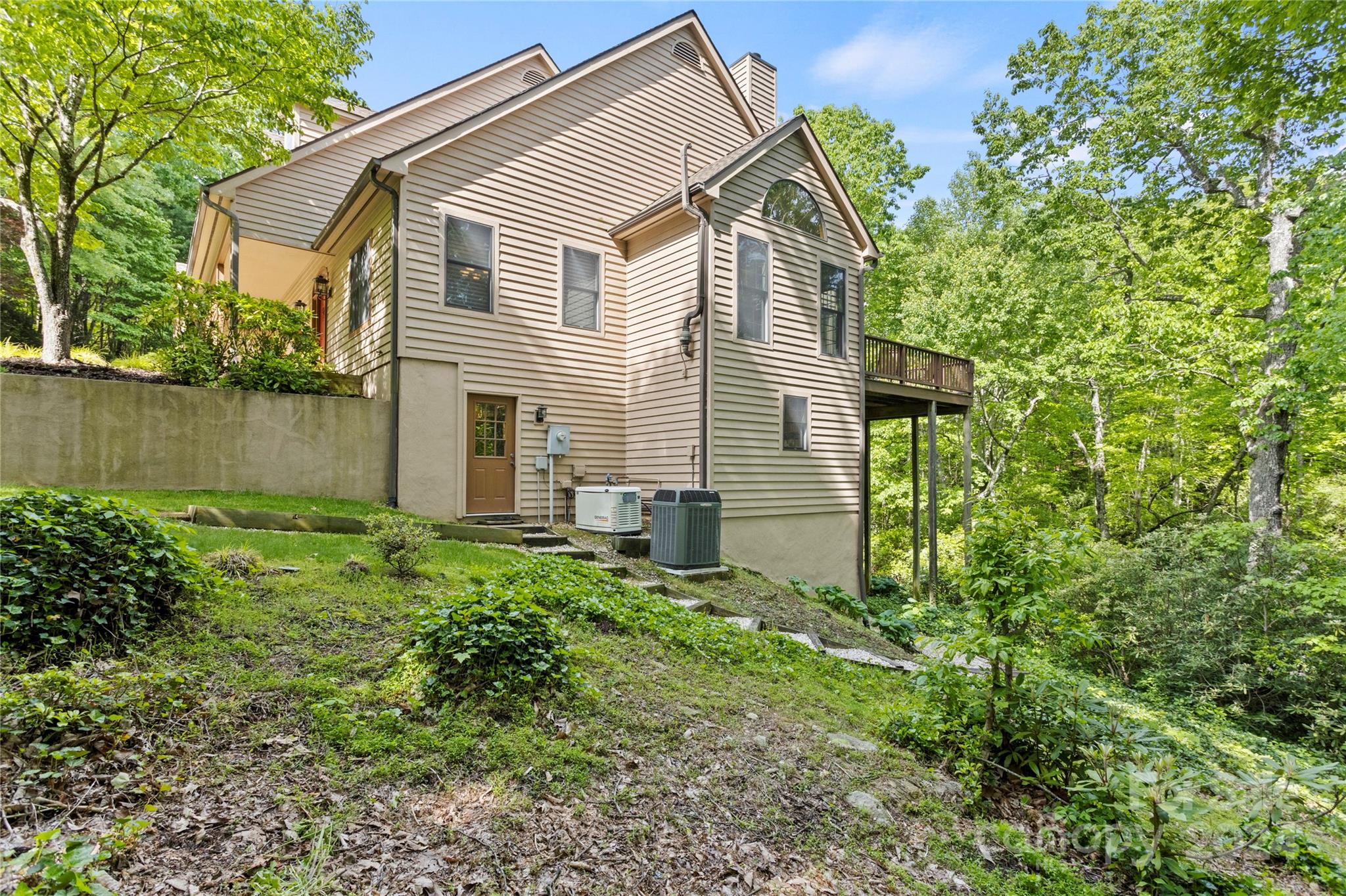 113 Woodglen Court