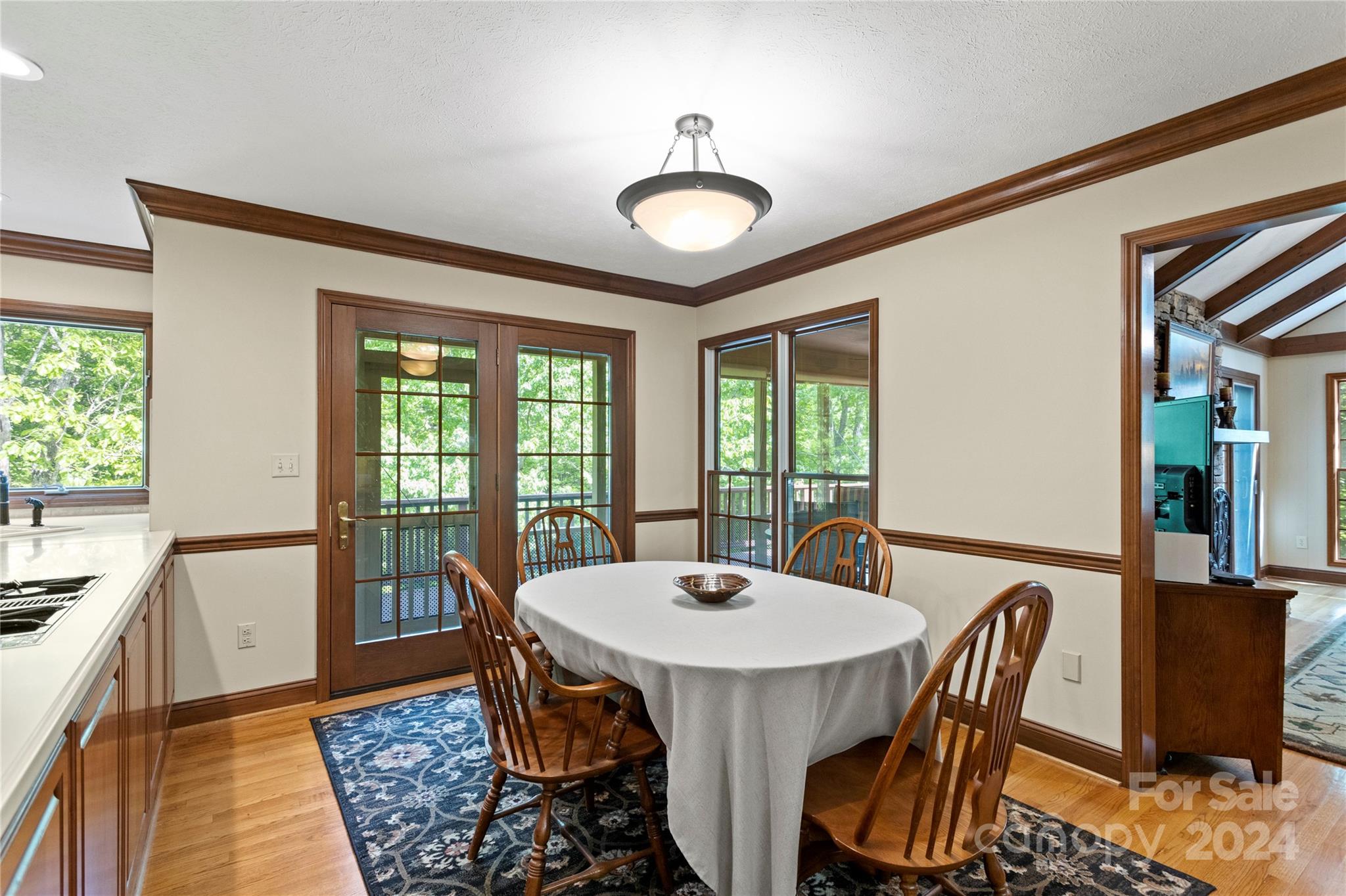 113 Woodglen Court