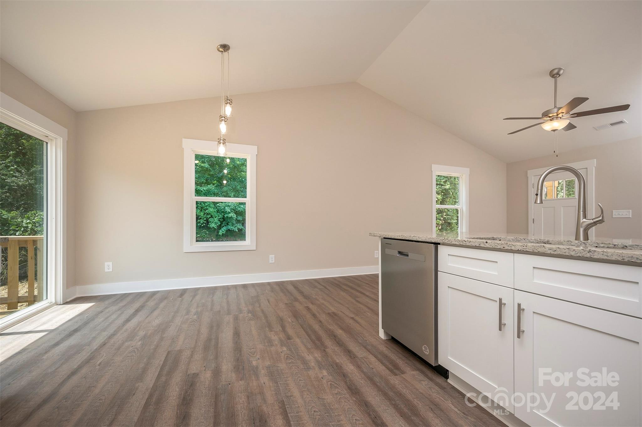 189 Forest Lake Road