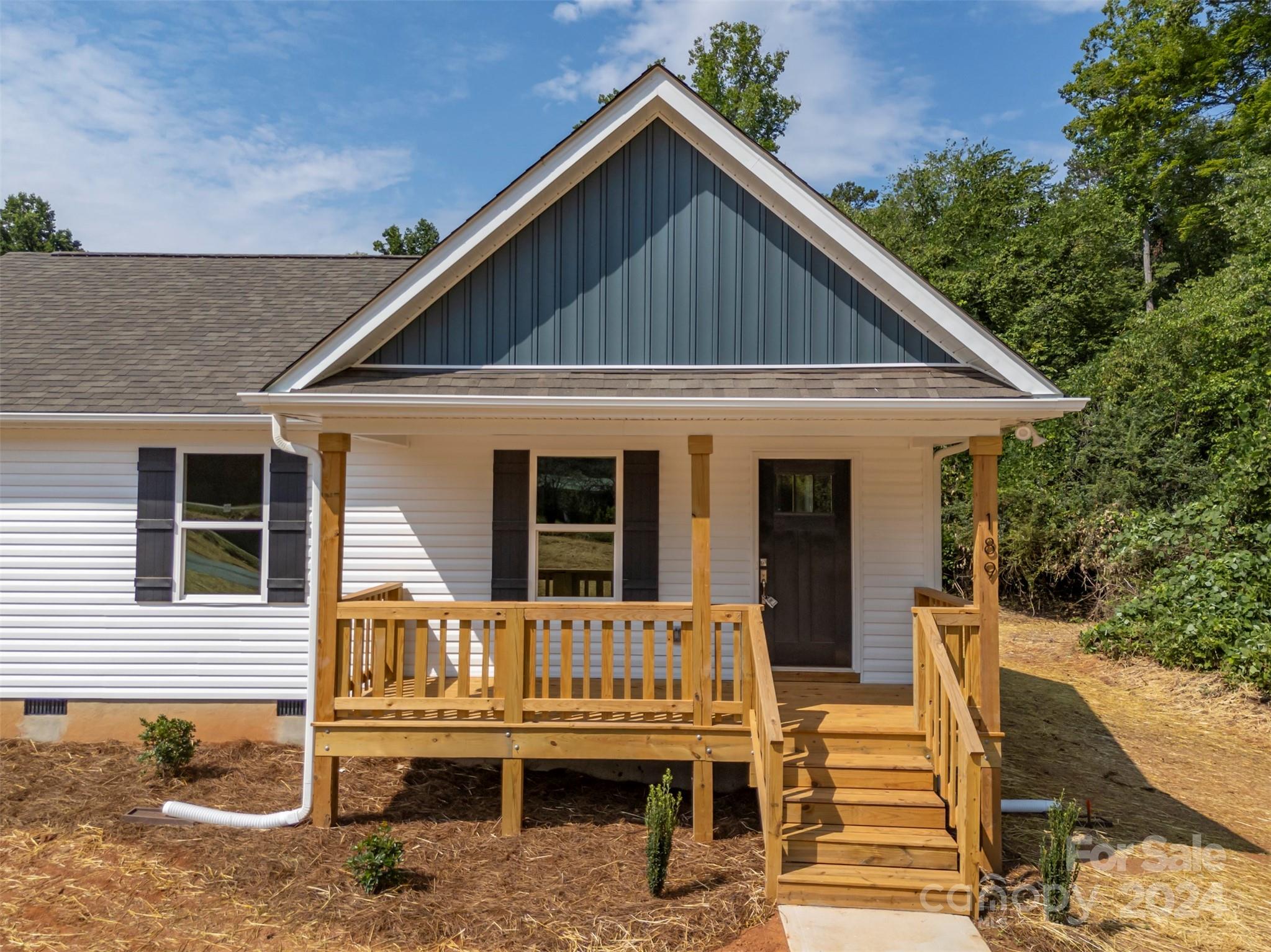 189 Forest Lake Road