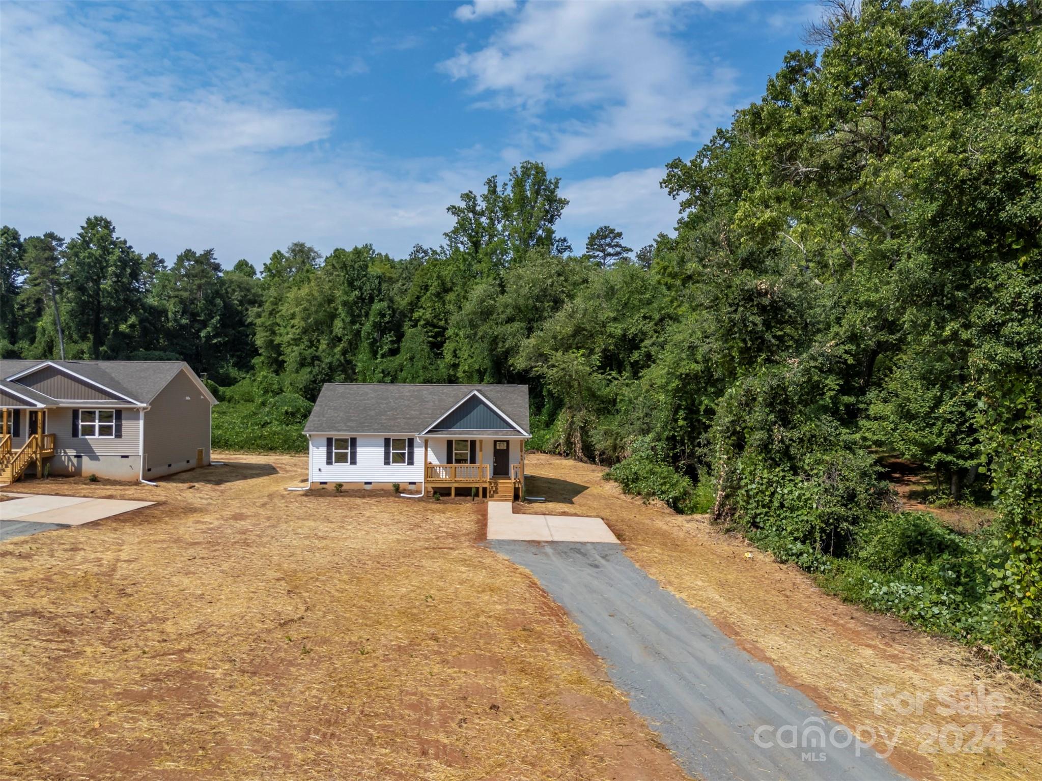 189 Forest Lake Road