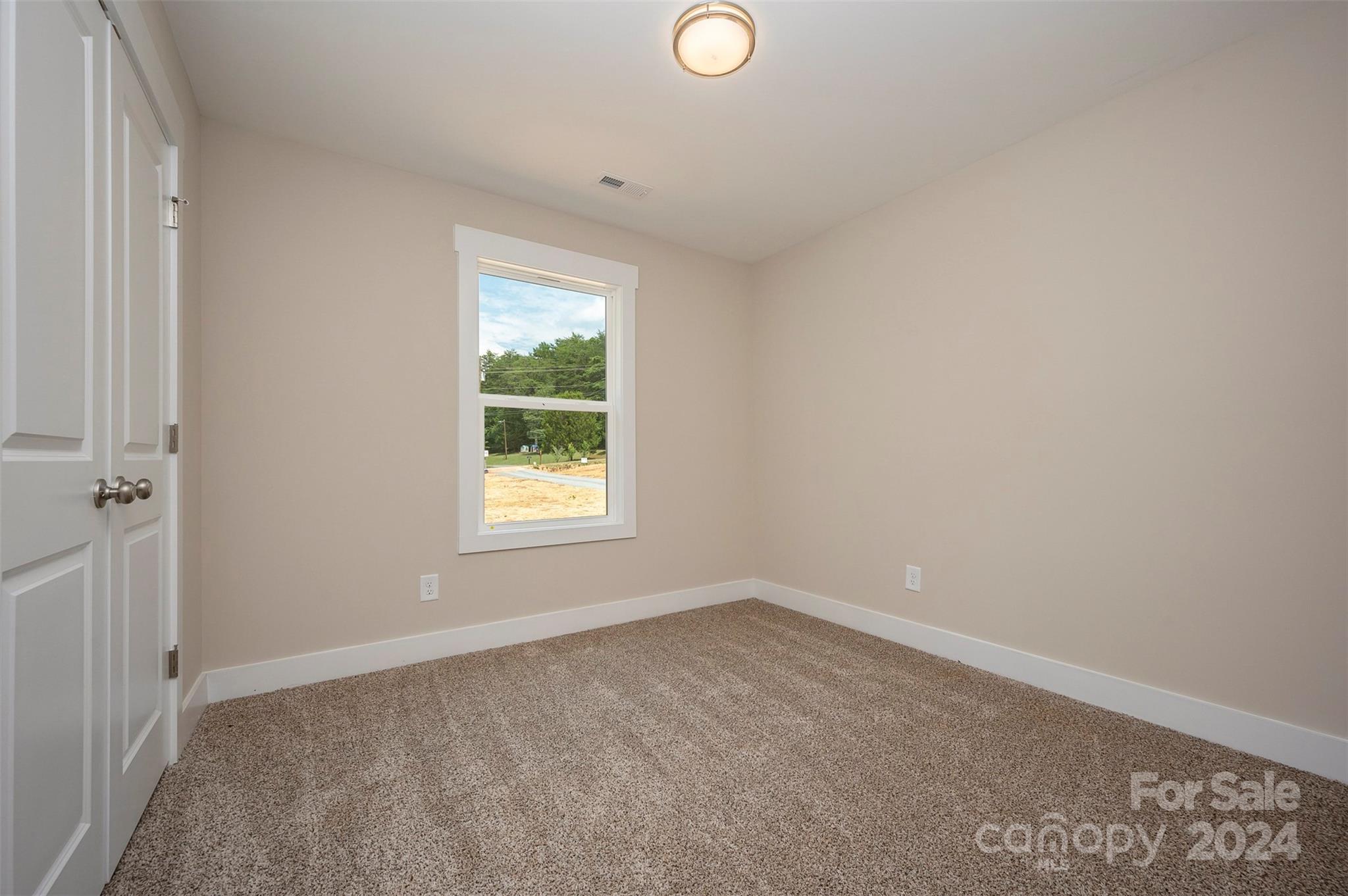 189 Forest Lake Road