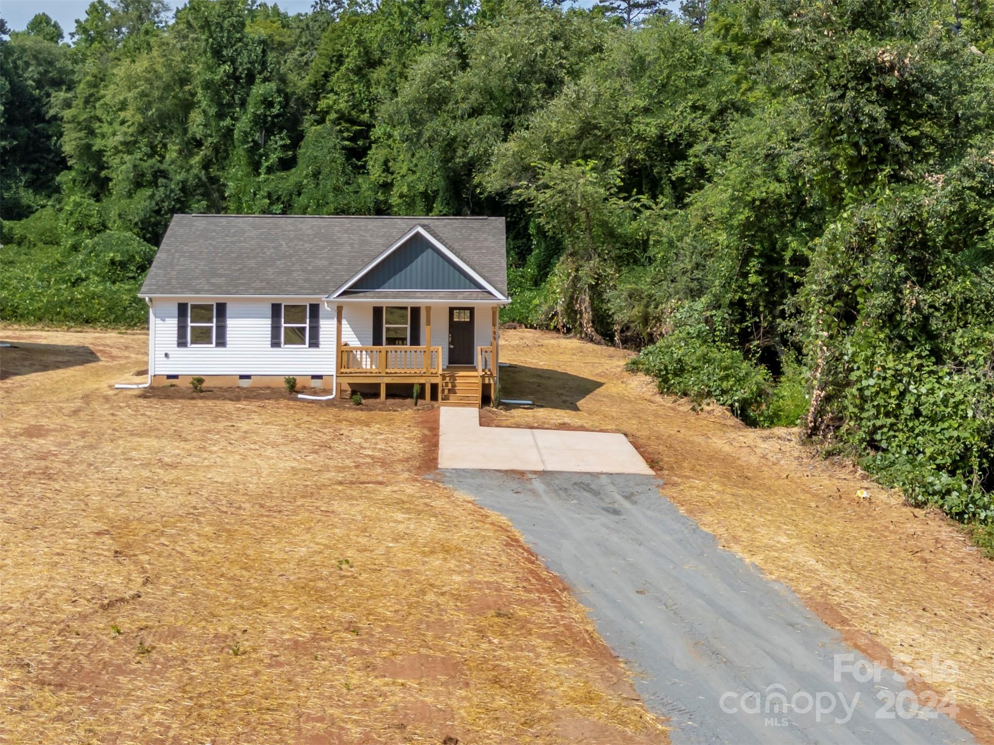 189 Forest Lake Road