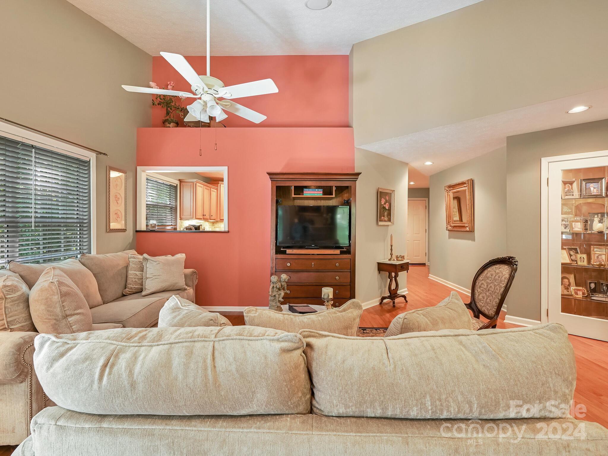 304 Laurel Park Place Unit: B #34