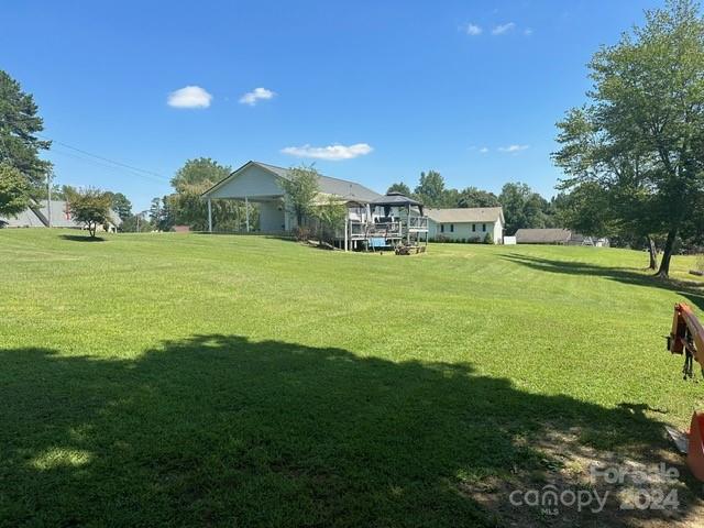 244 N Woodleaf Road