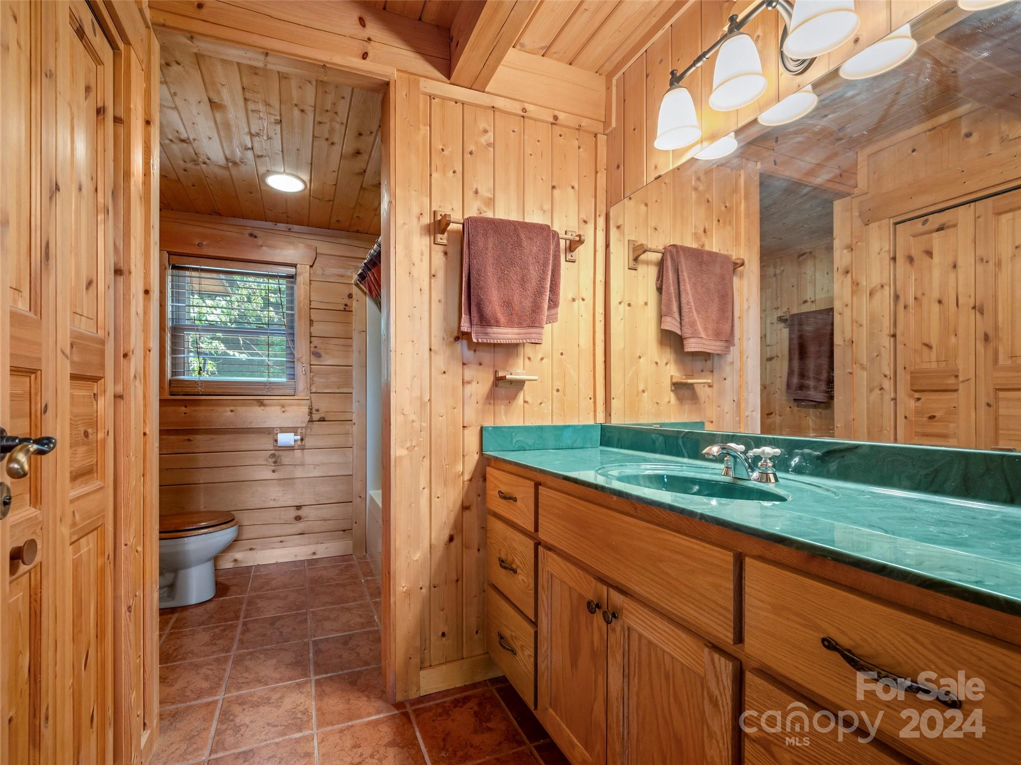210 Coady Ridge
