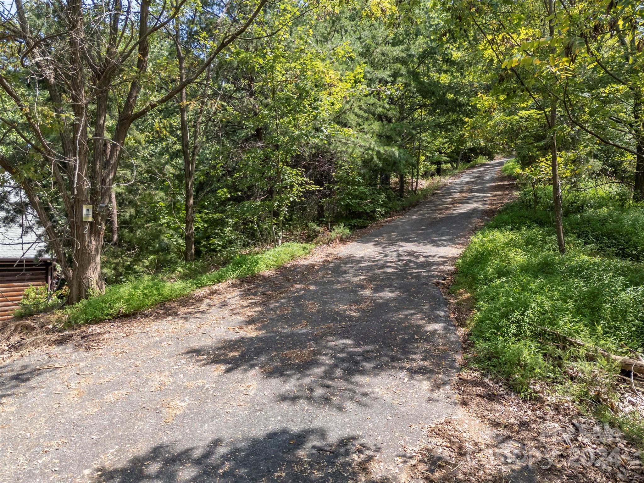 210 Coady Ridge