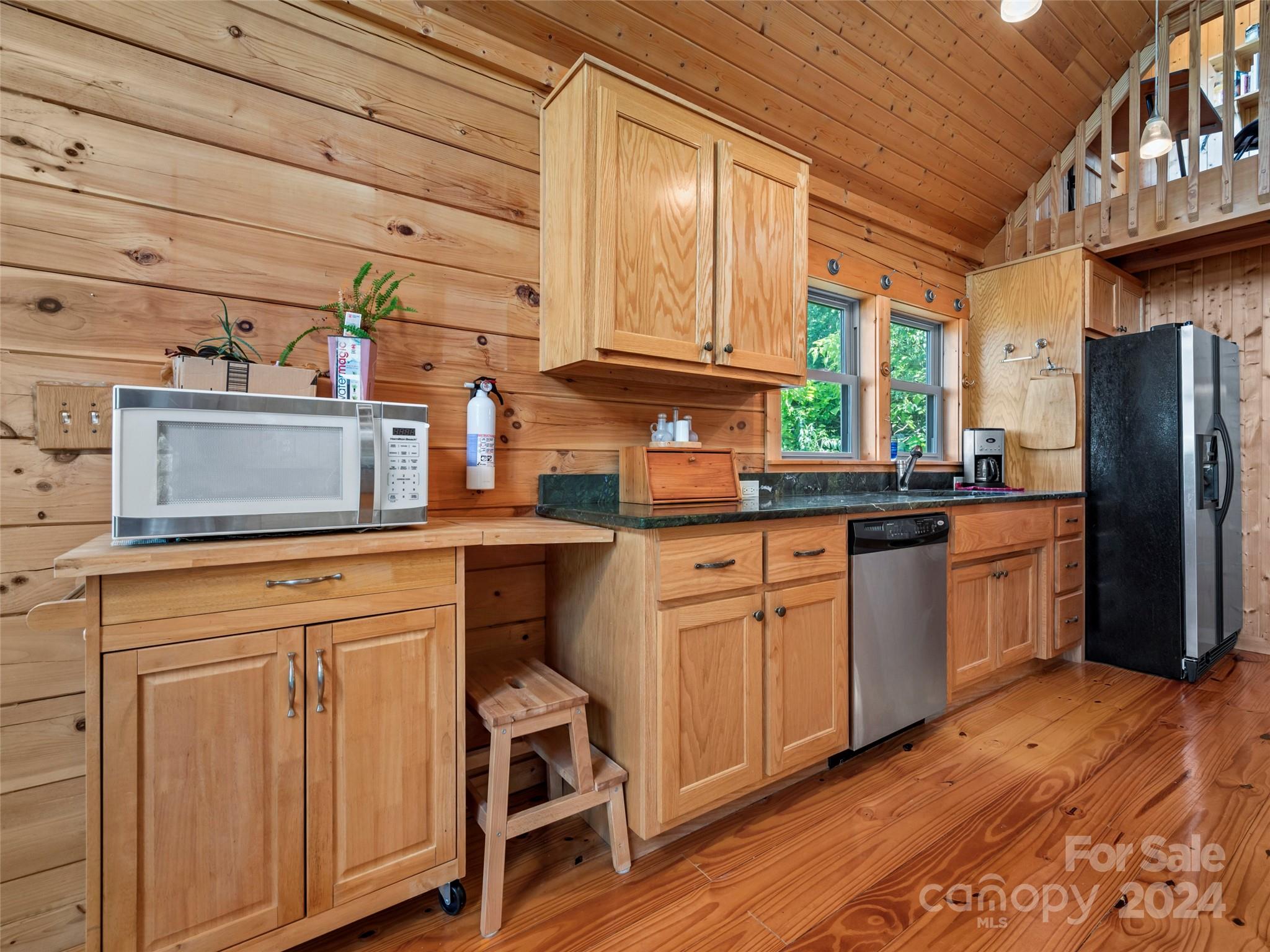 210 Coady Ridge