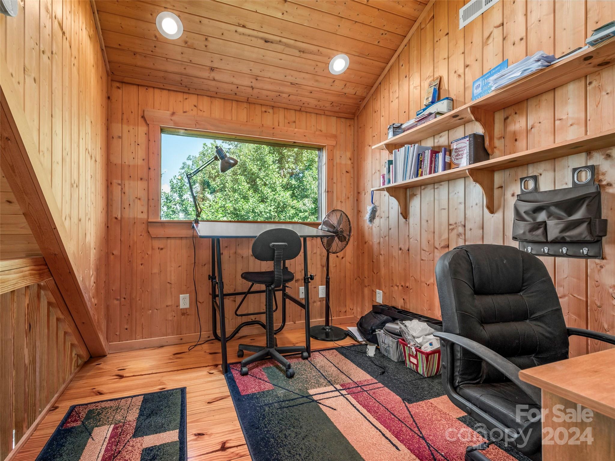 210 Coady Ridge