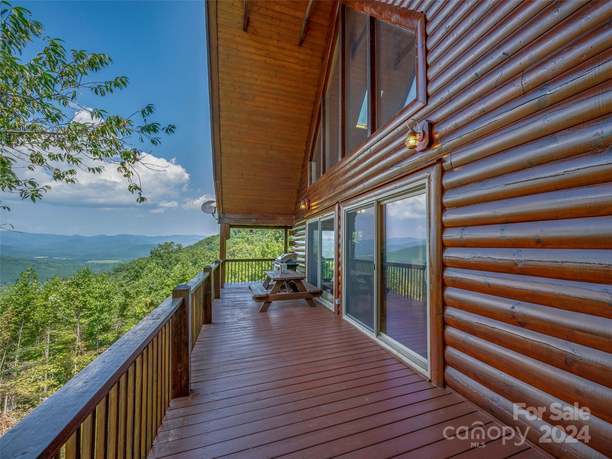 210 Coady Ridge