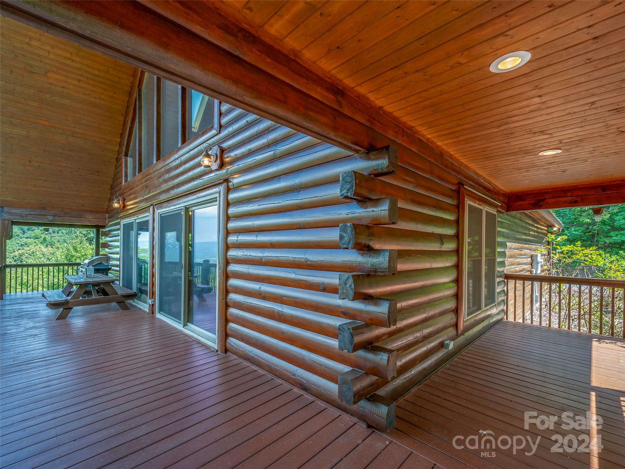 210 Coady Ridge
