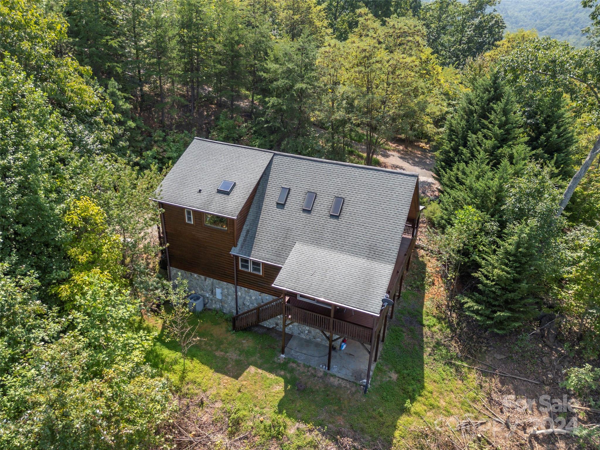 210 Coady Ridge
