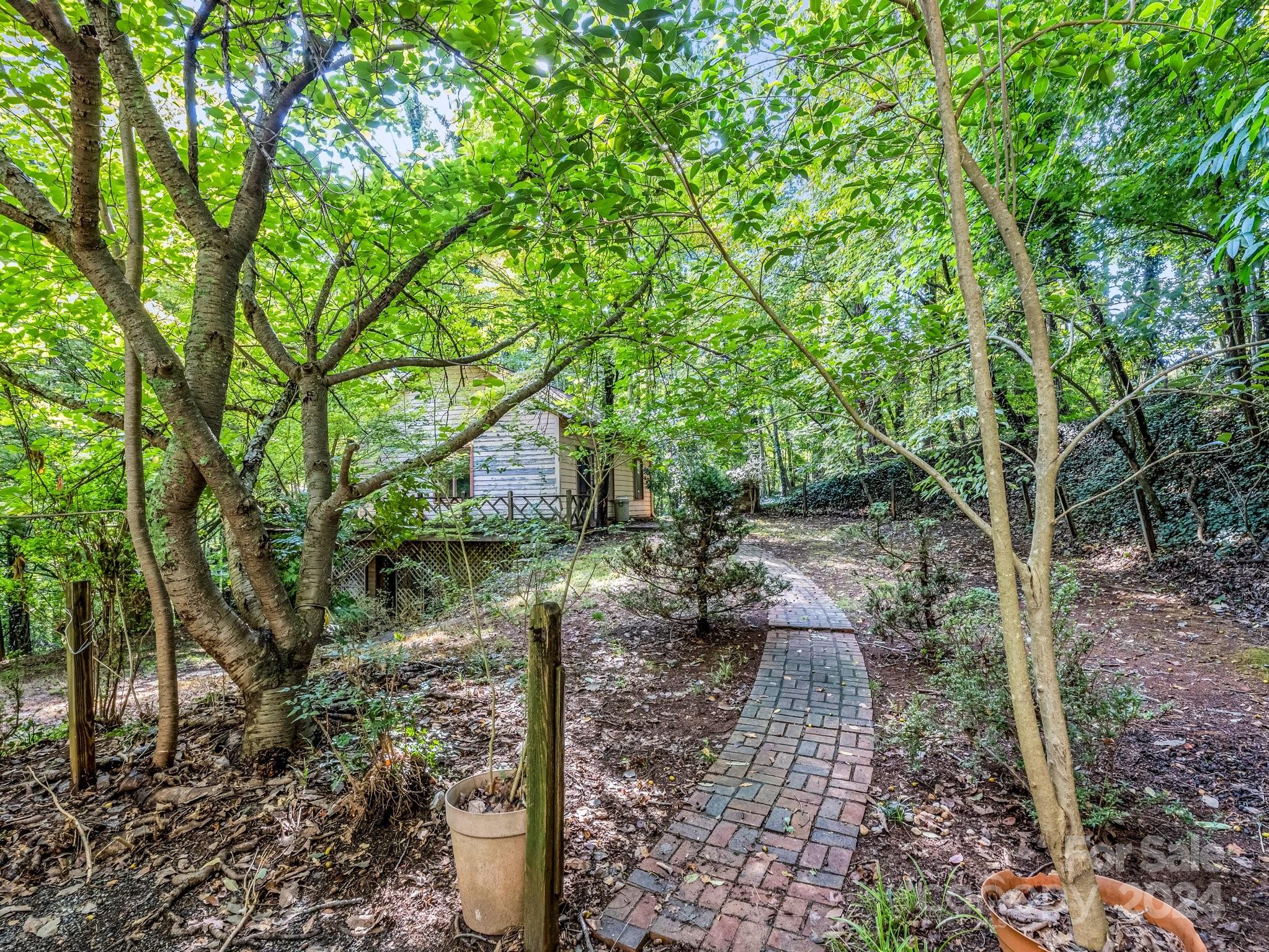 210 Fox Trot Lane