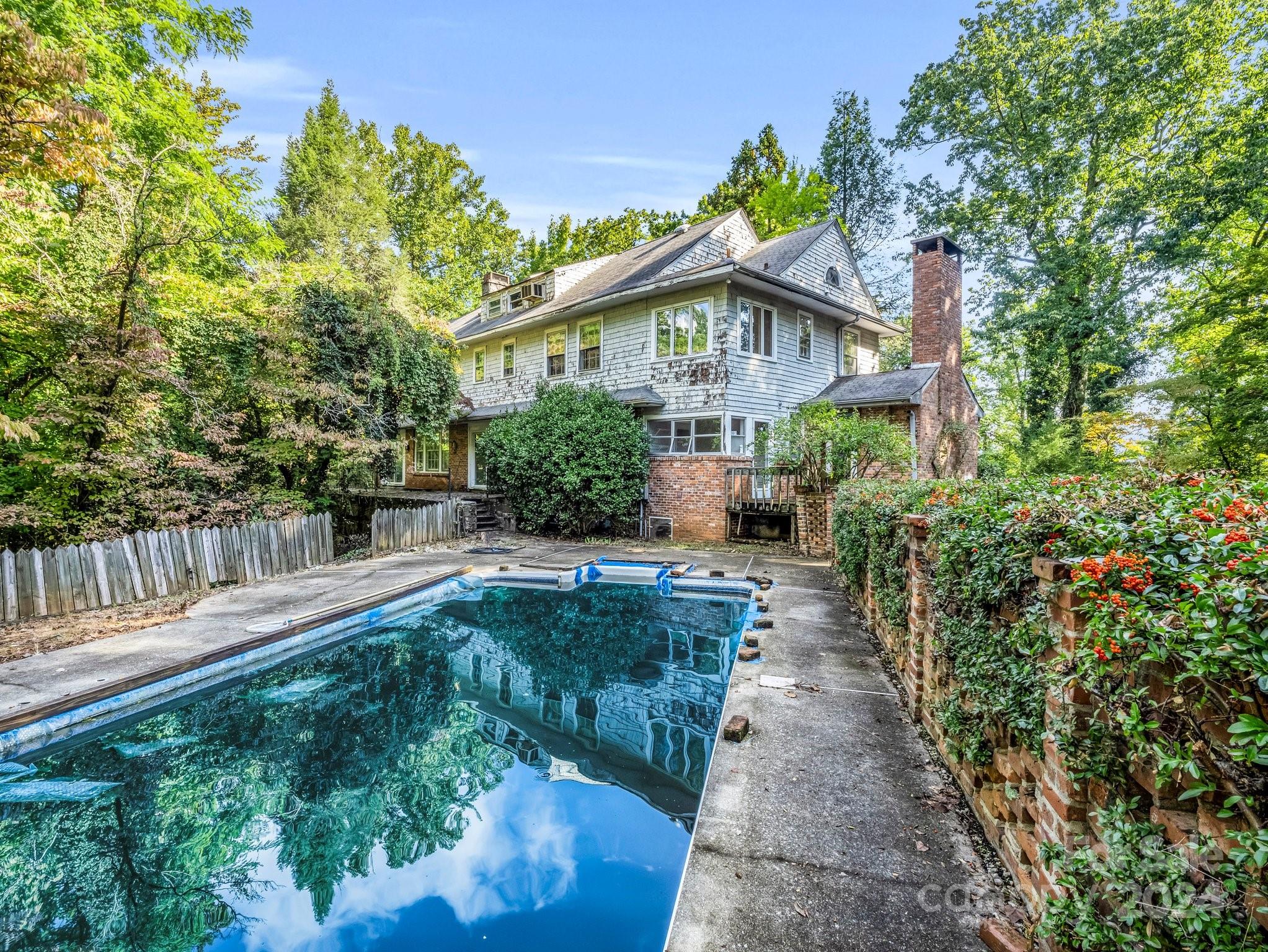 210 Fox Trot Lane