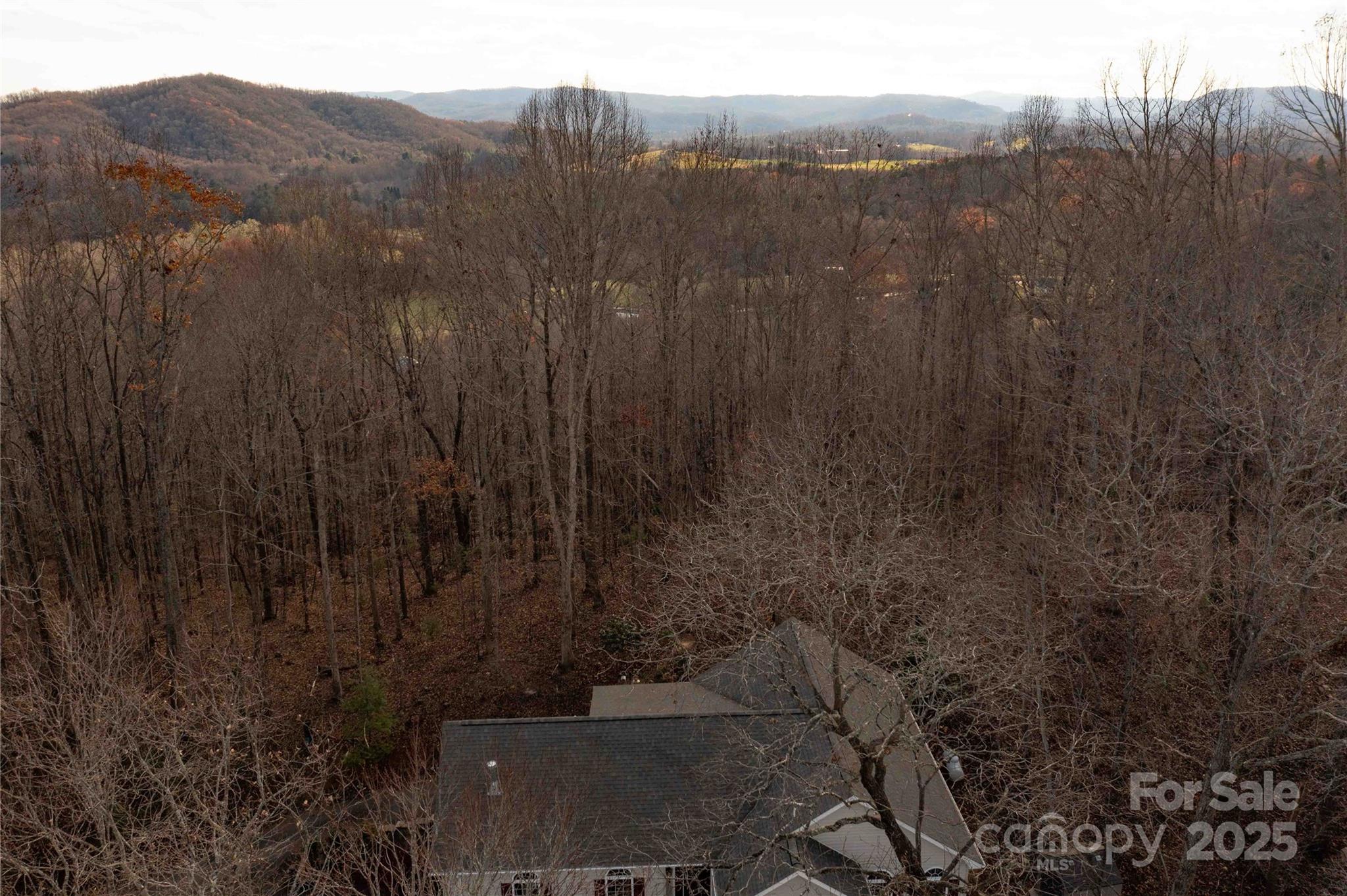345 Ravenwood Lane