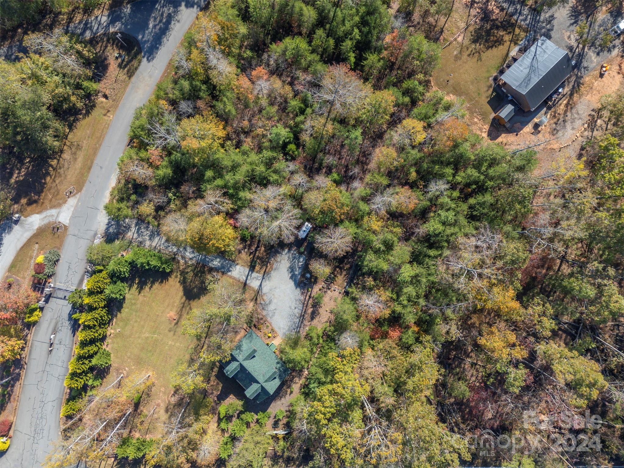 1261 Clearwater Parkway