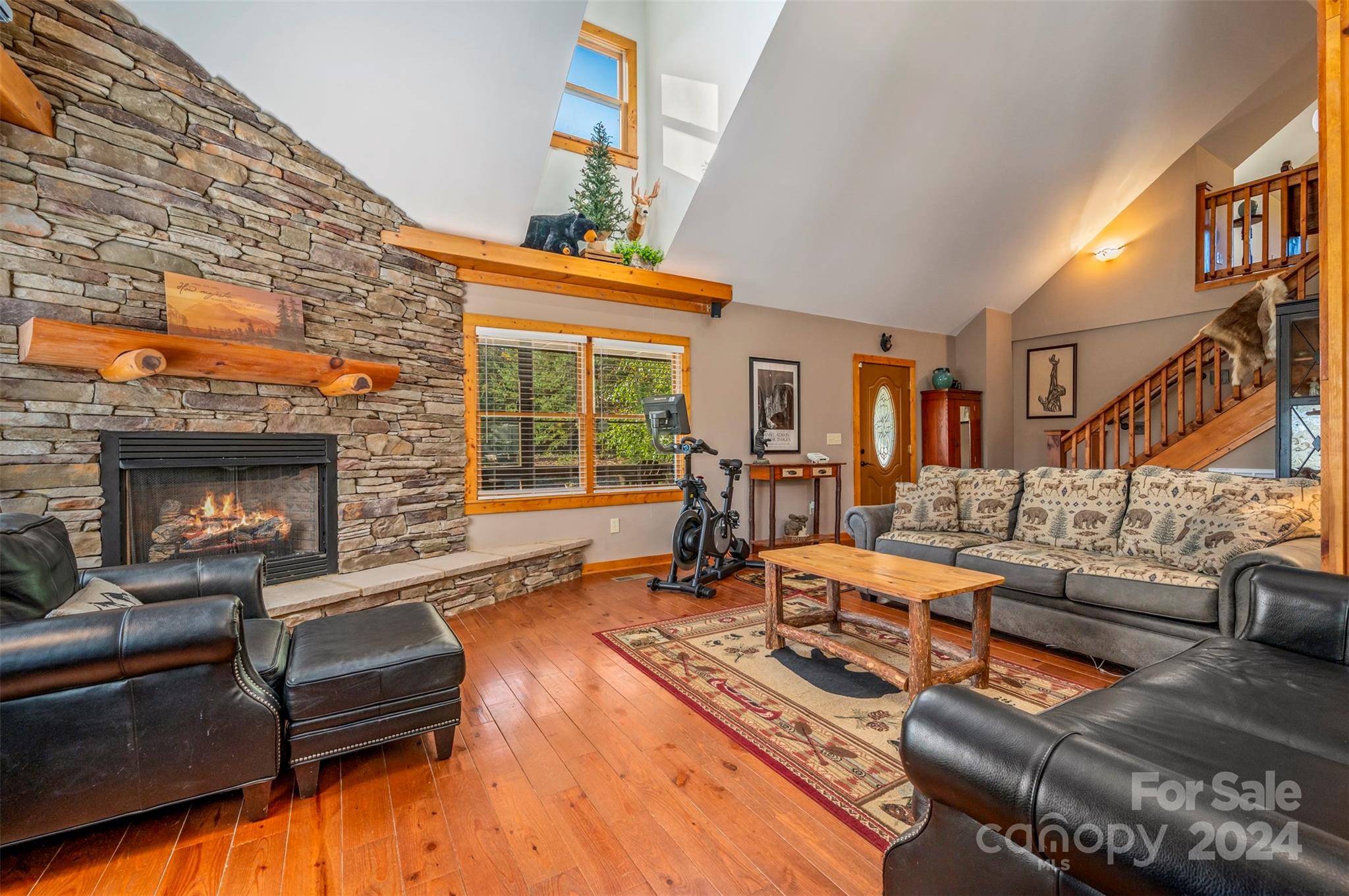 1261 Clearwater Parkway