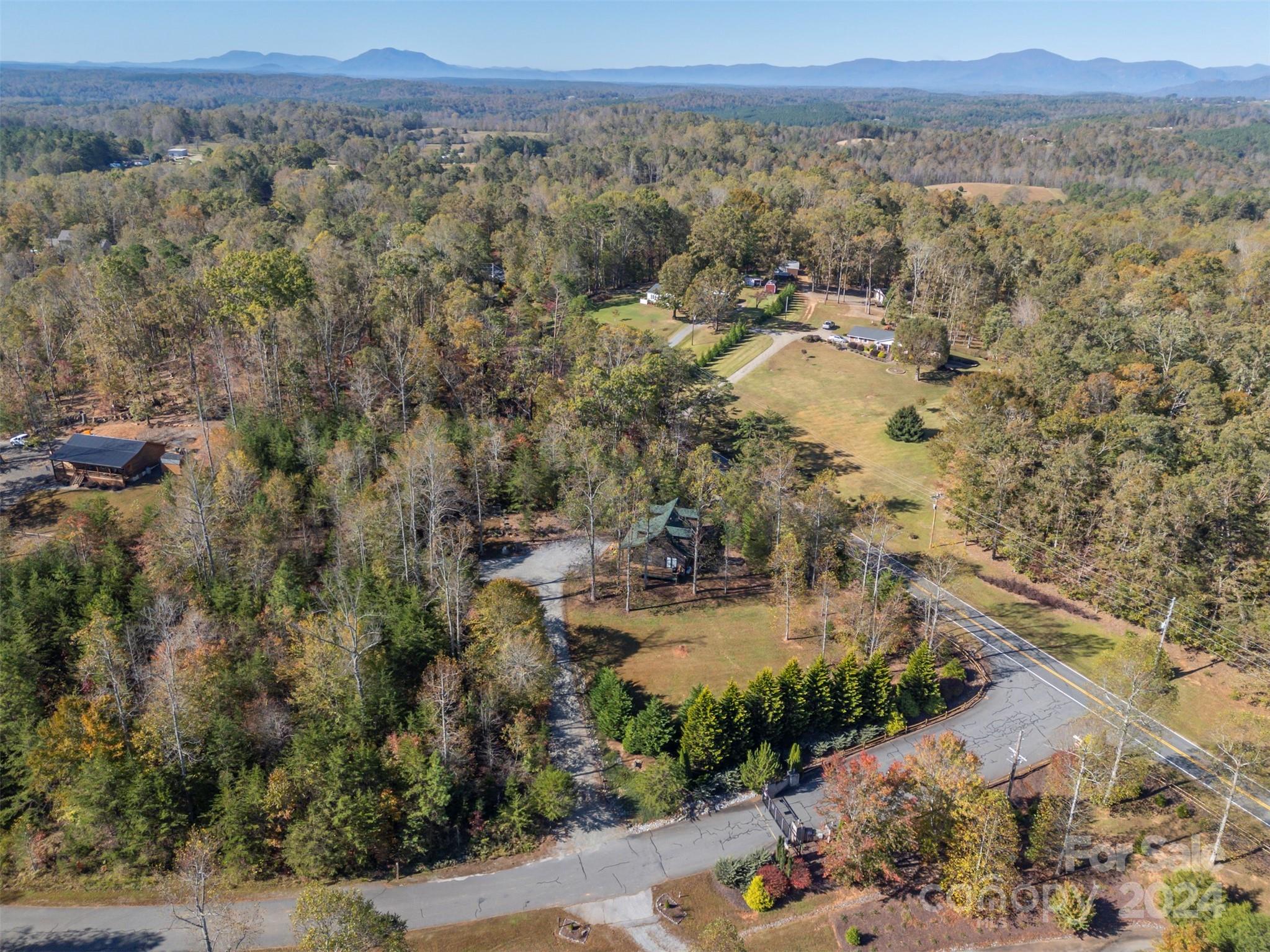 1261 Clearwater Parkway