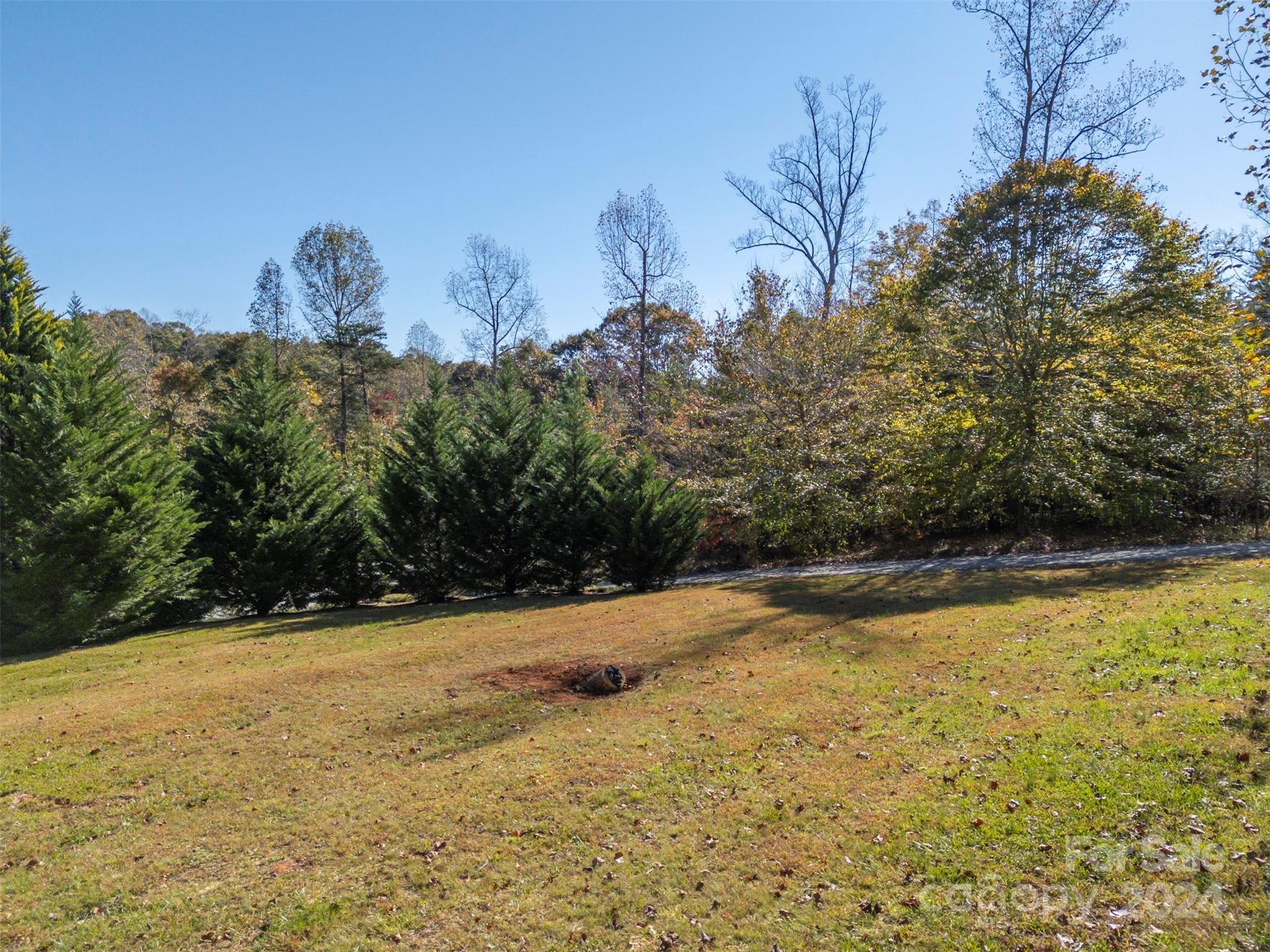 1261 Clearwater Parkway