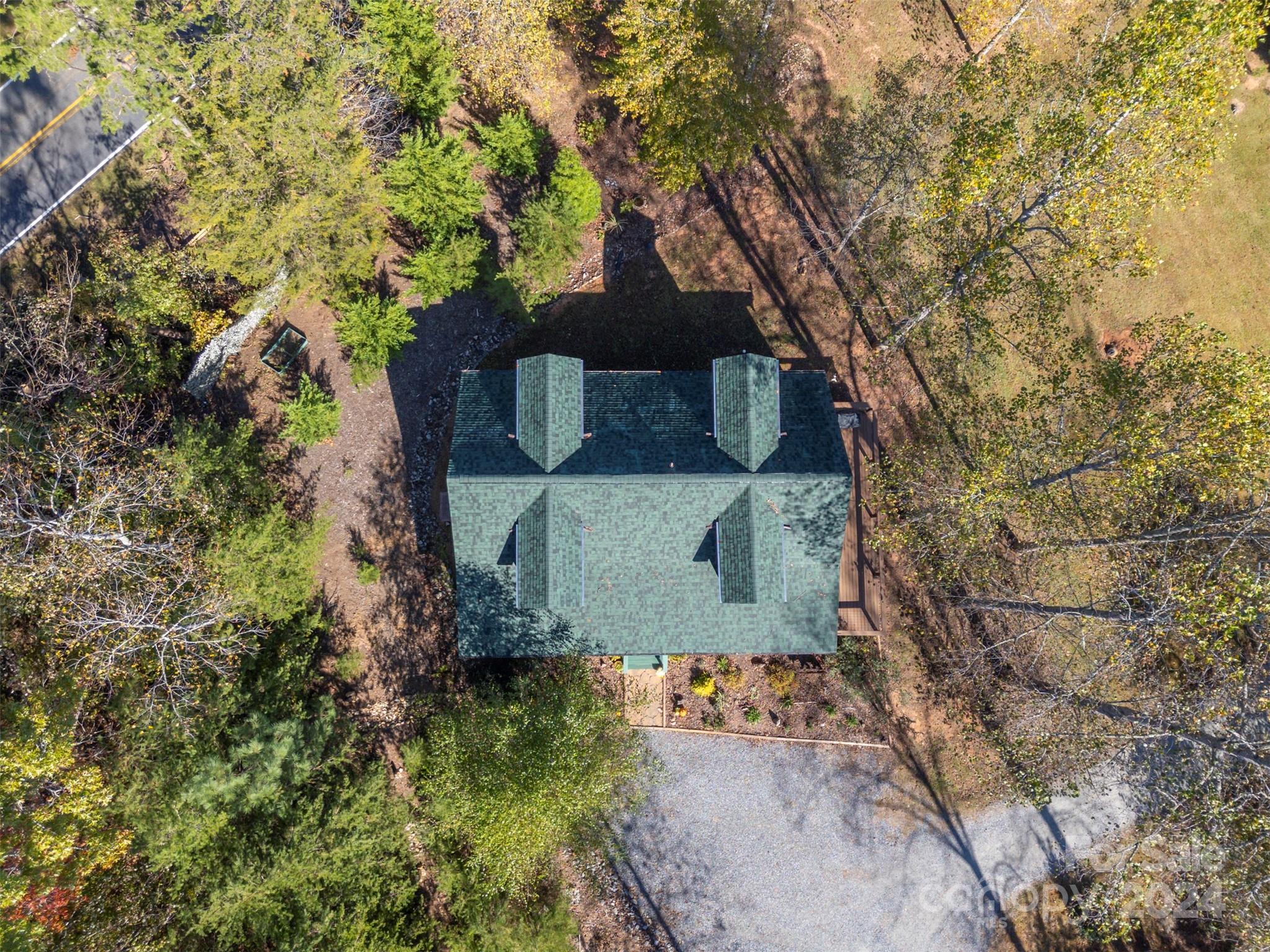 1261 Clearwater Parkway