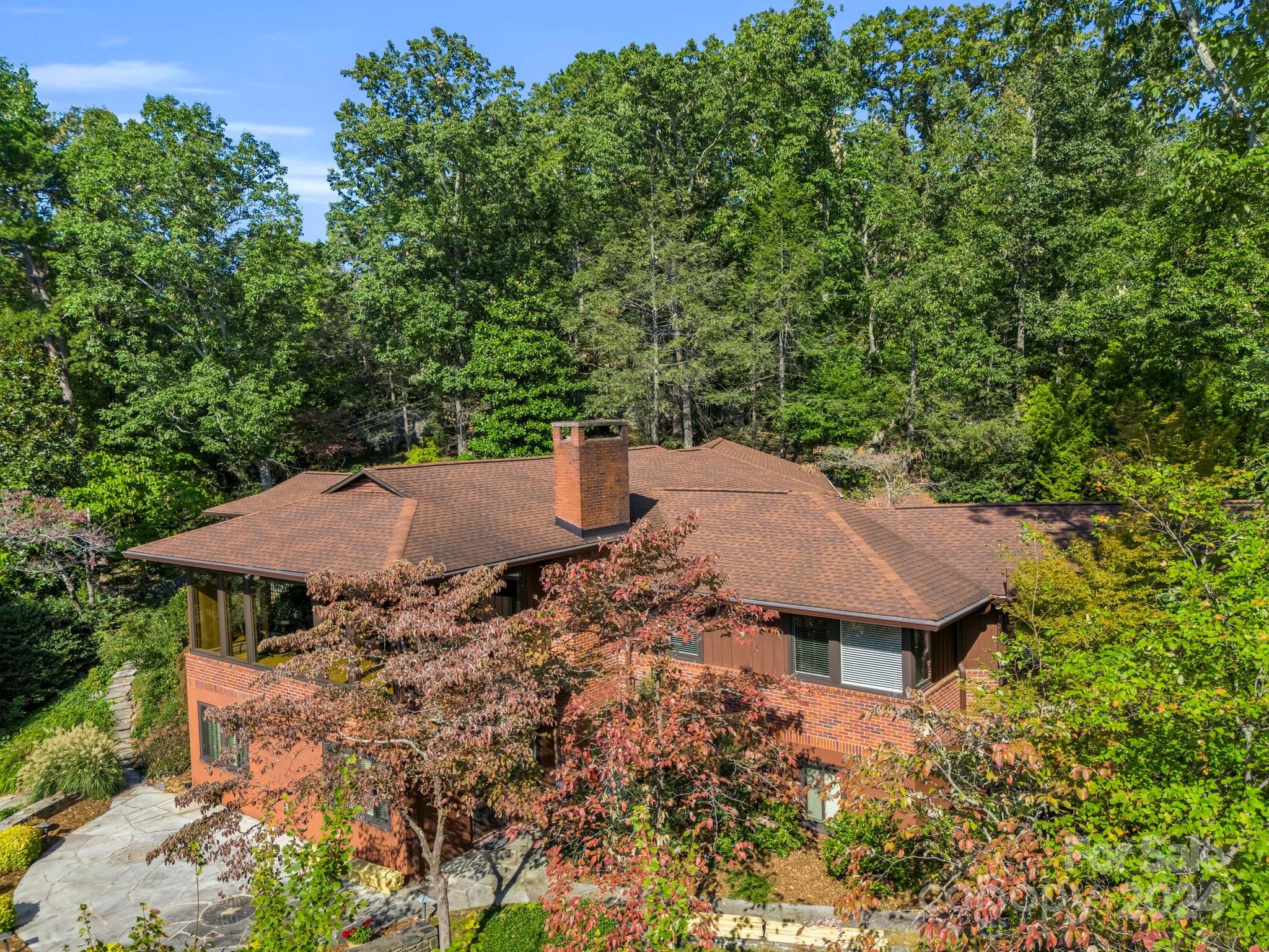 1836 Carolina Drive