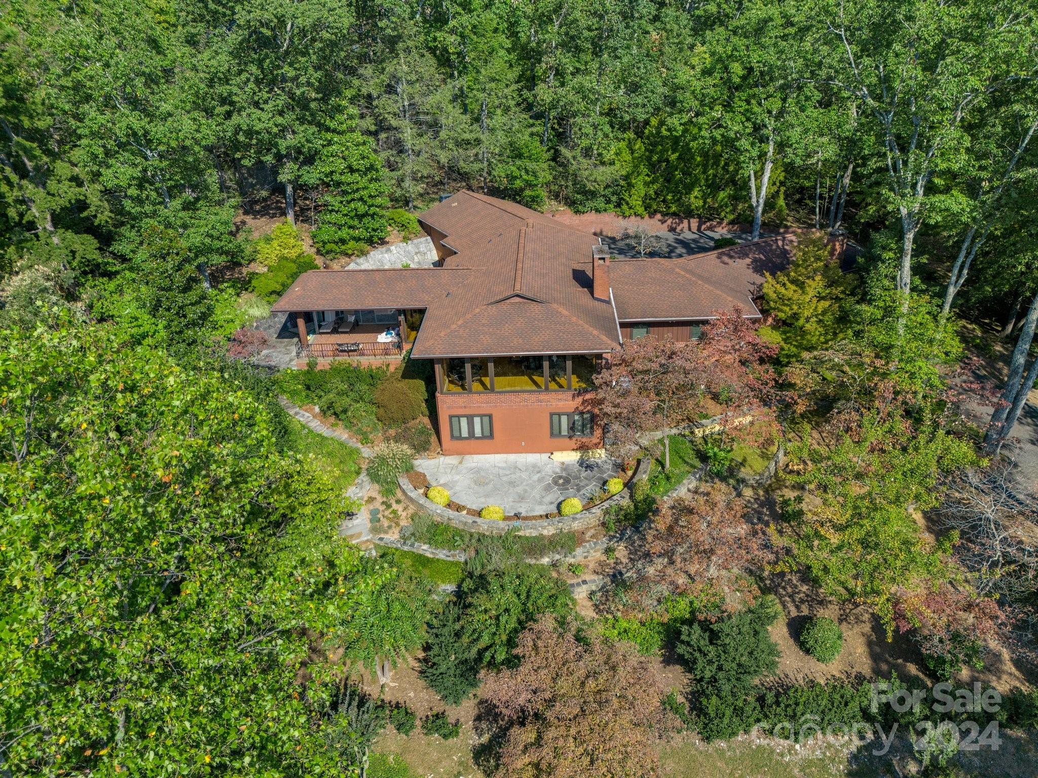 1836 Carolina Drive