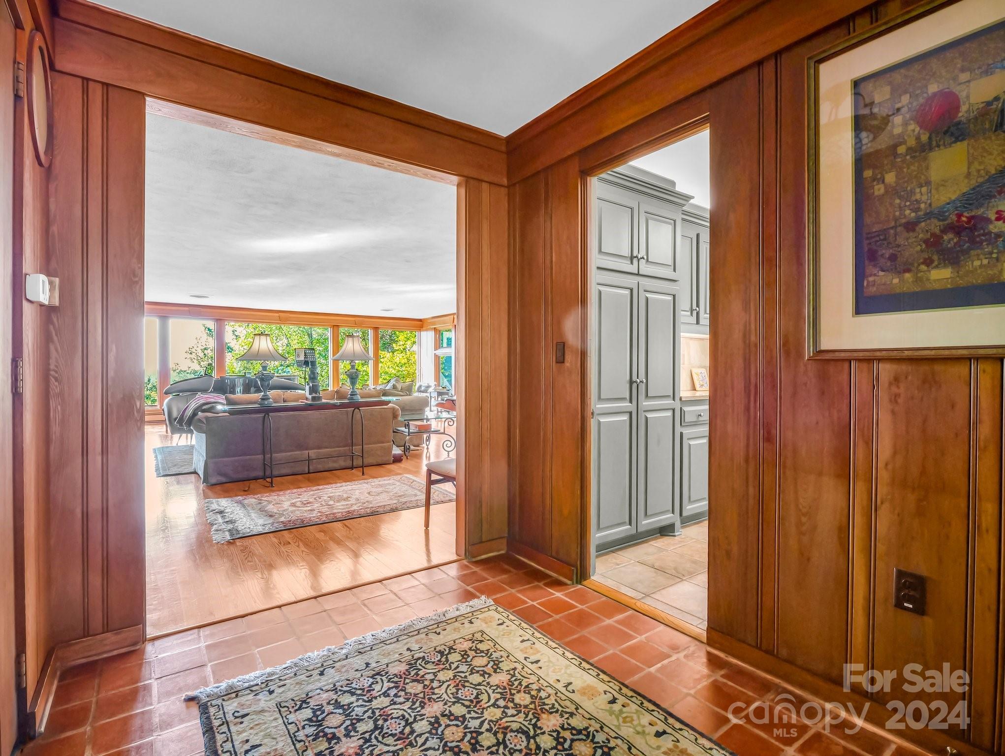 1836 Carolina Drive