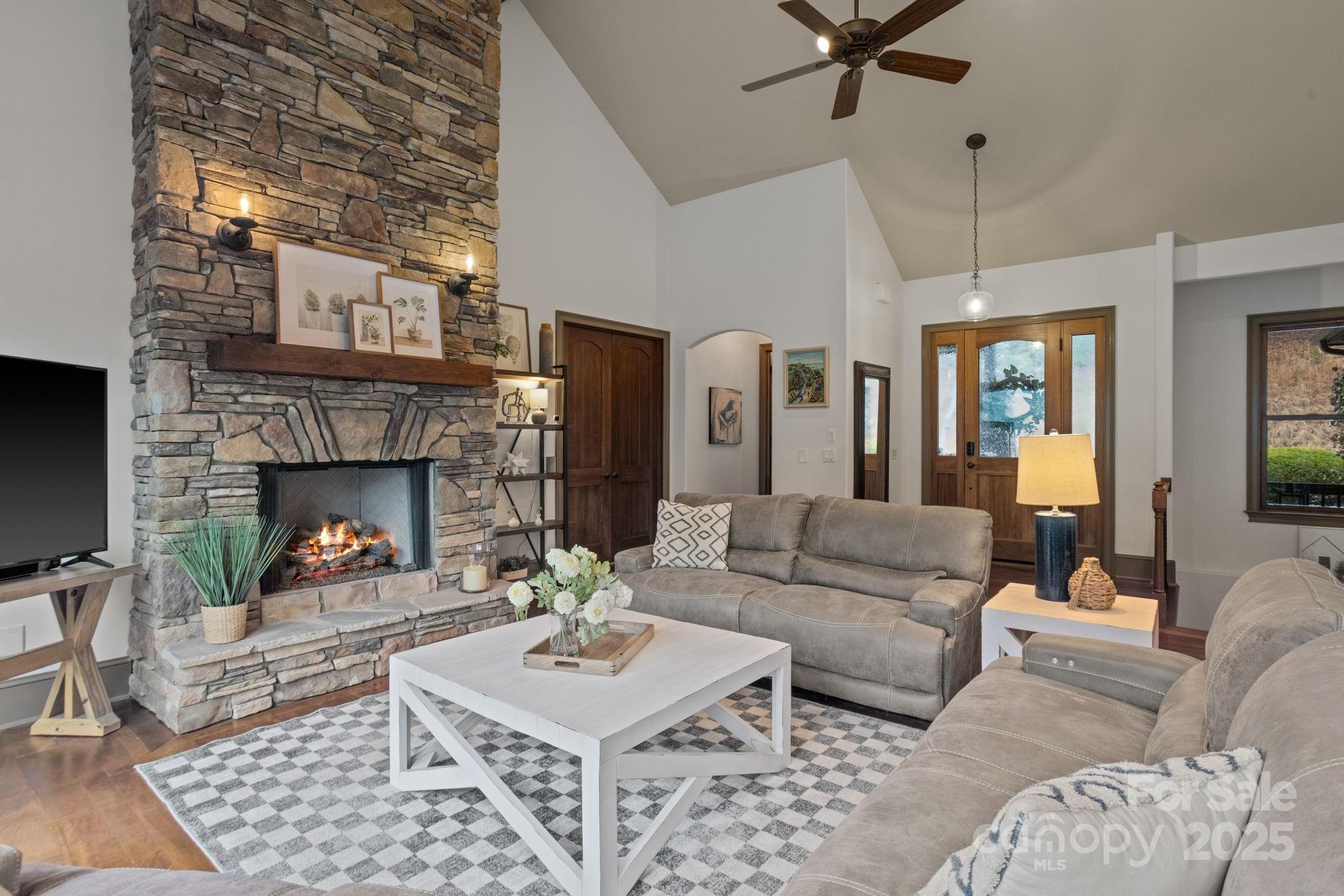 48 Blackgum Court