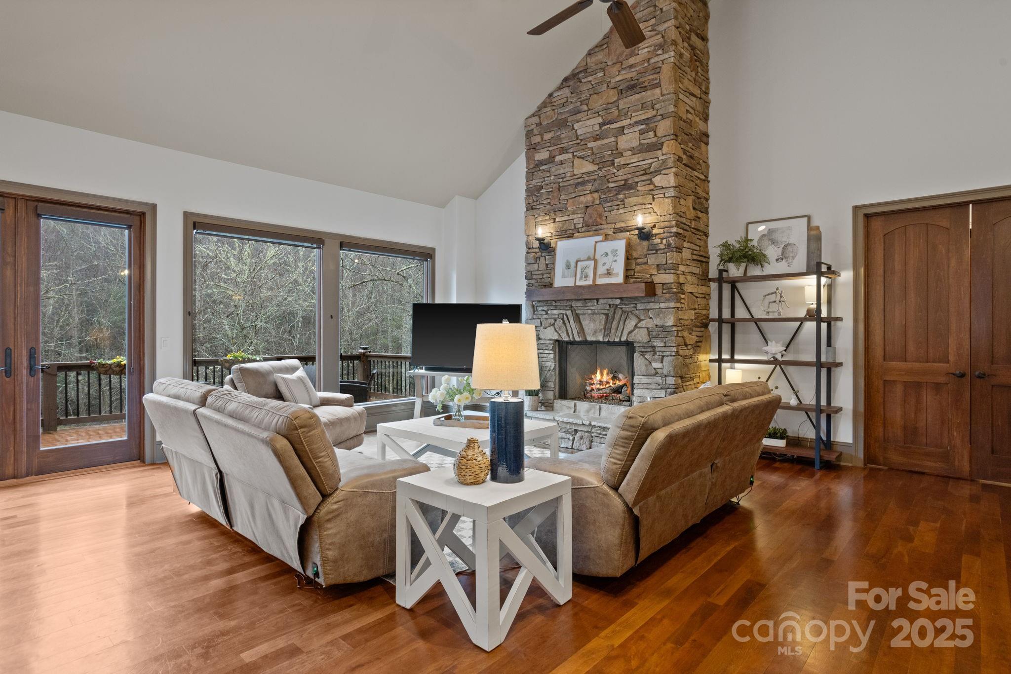 48 Blackgum Court